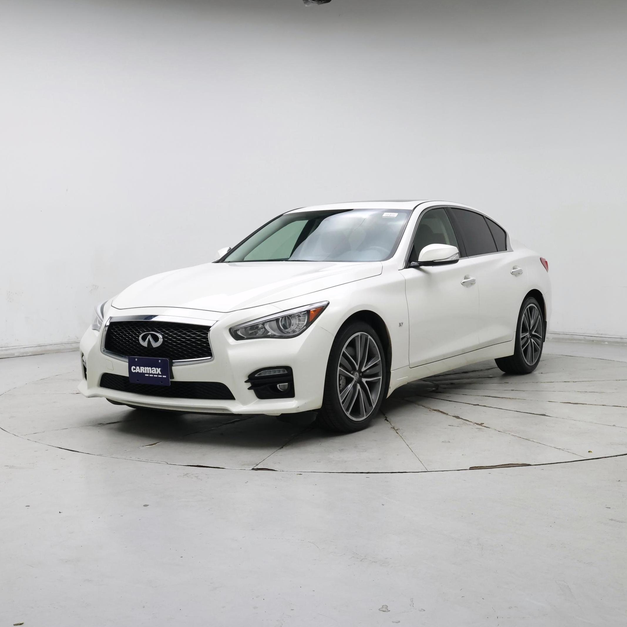 Thumbnail: 2015 INFINITI Q50 - 4
