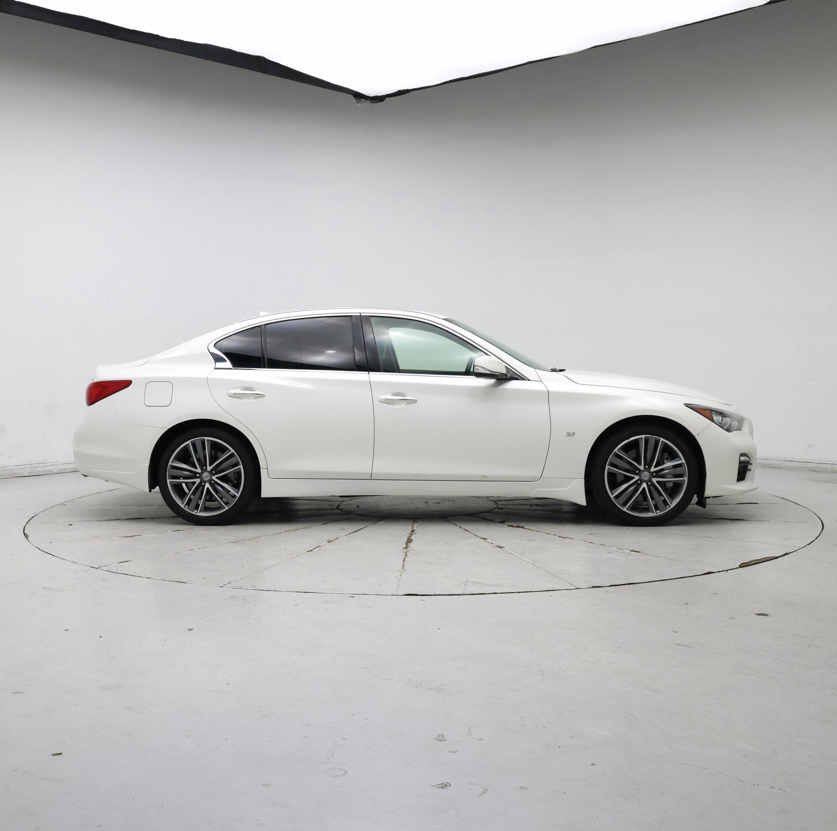 Thumbnail: 2015 INFINITI Q50 - 7