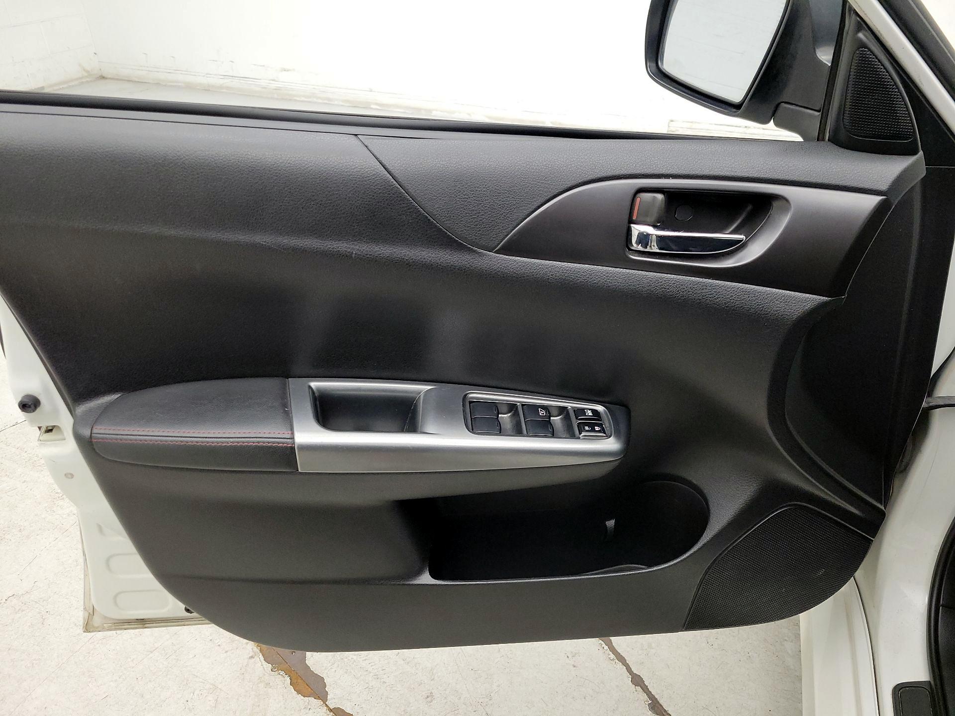 Thumbnail: 2013 Subaru Impreza - 12