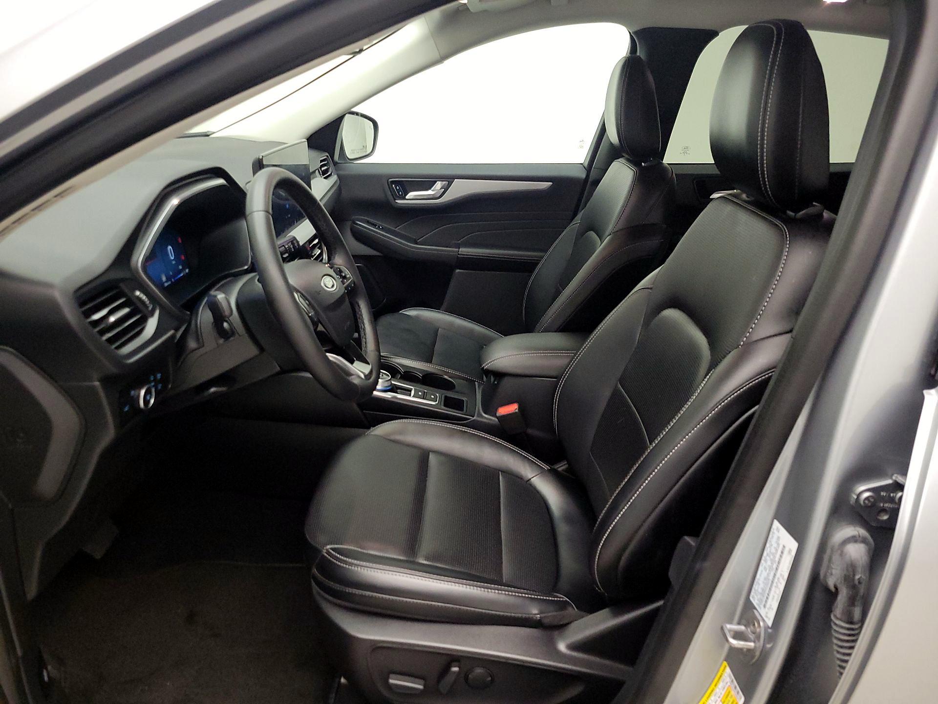 Thumbnail: 2023 Ford Escape - 11