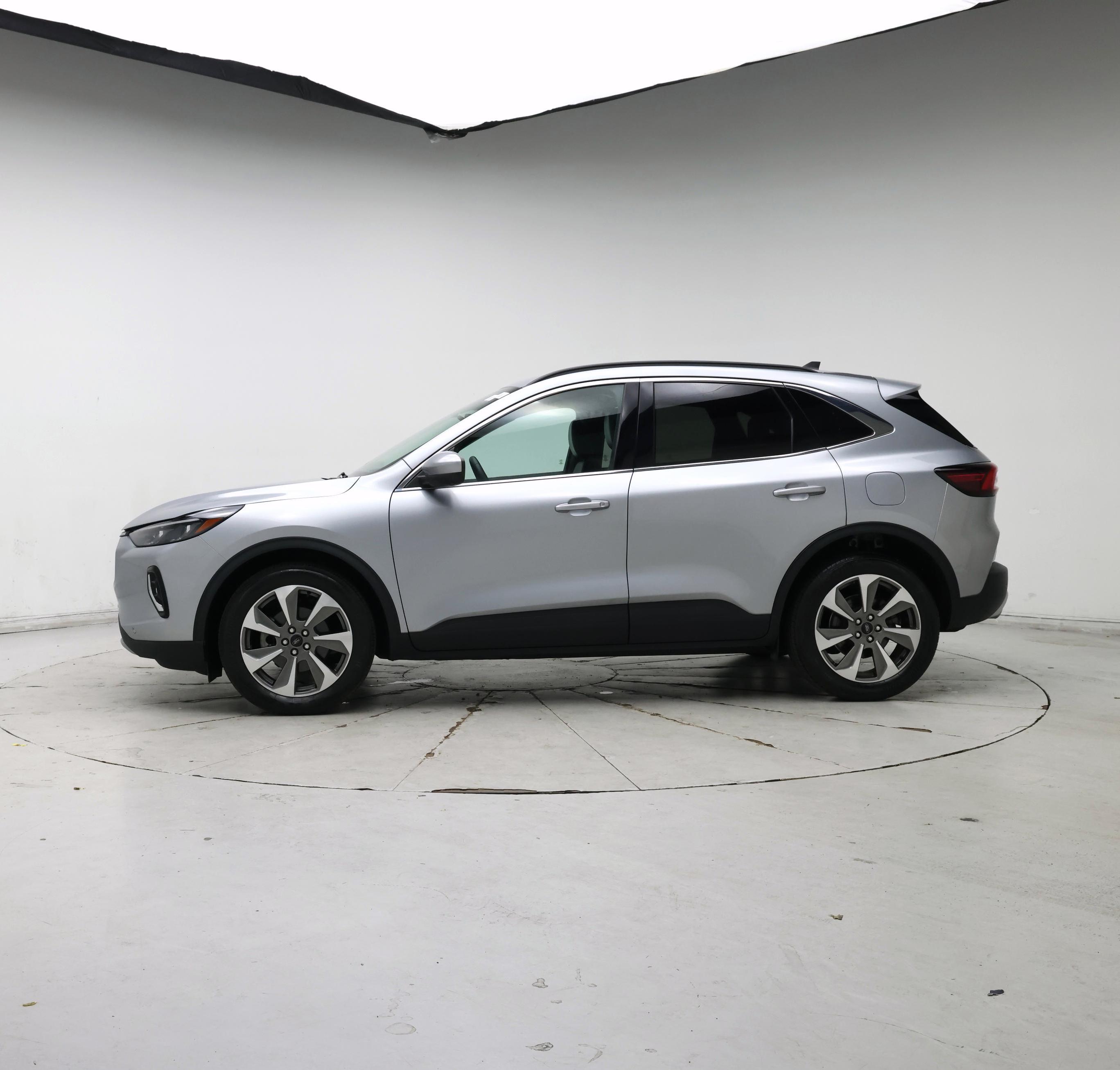 Thumbnail: 2023 Ford Escape - 3
