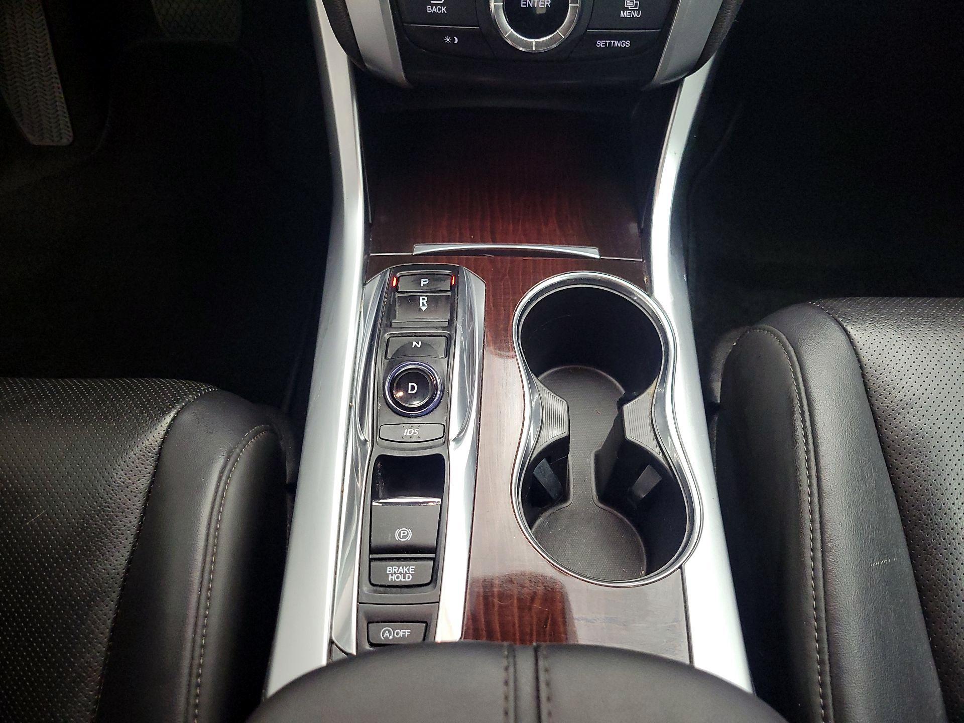 Thumbnail: 2015 Acura TLX - 17