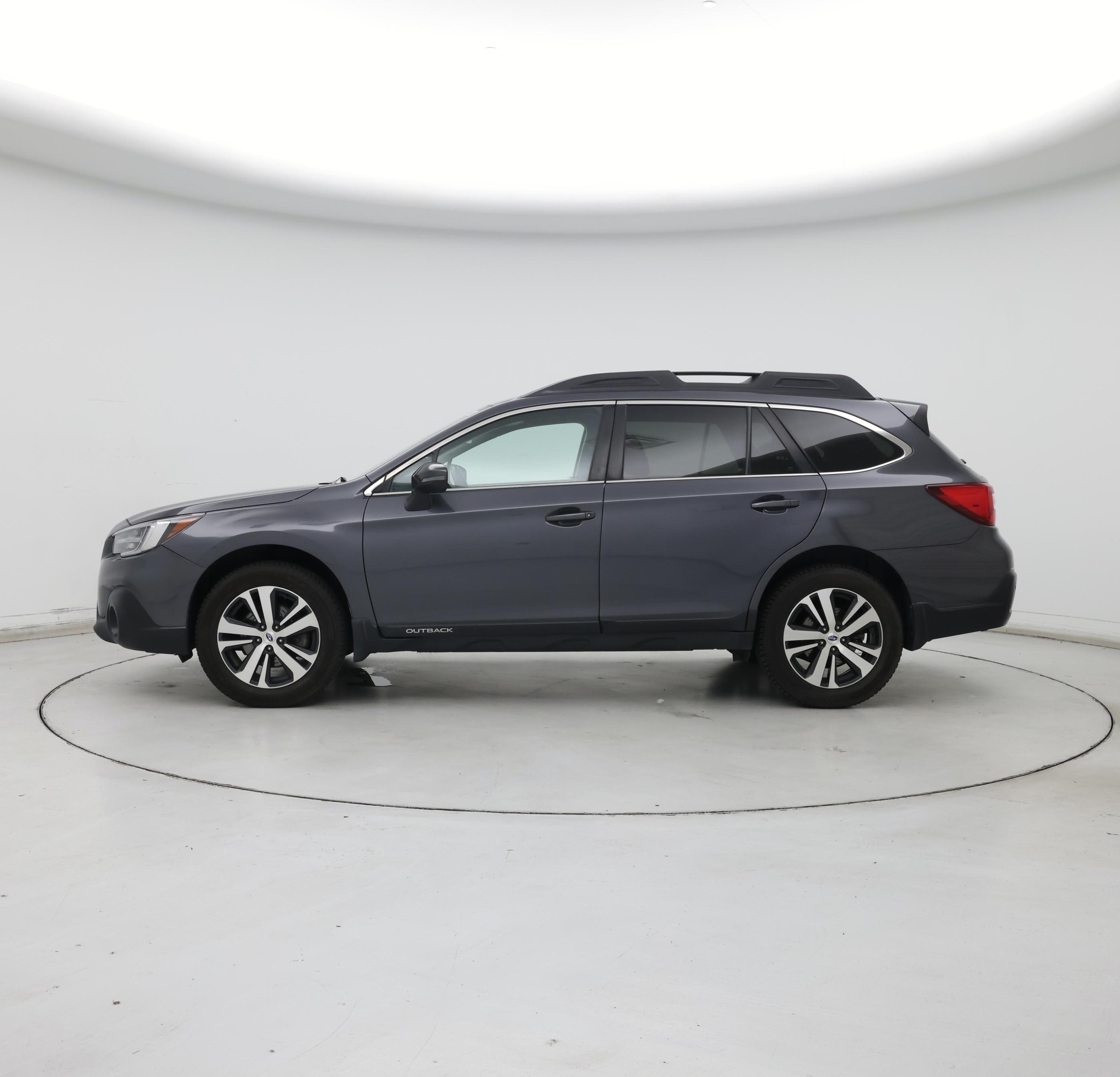 Thumbnail: 2018 Subaru Outback - 3