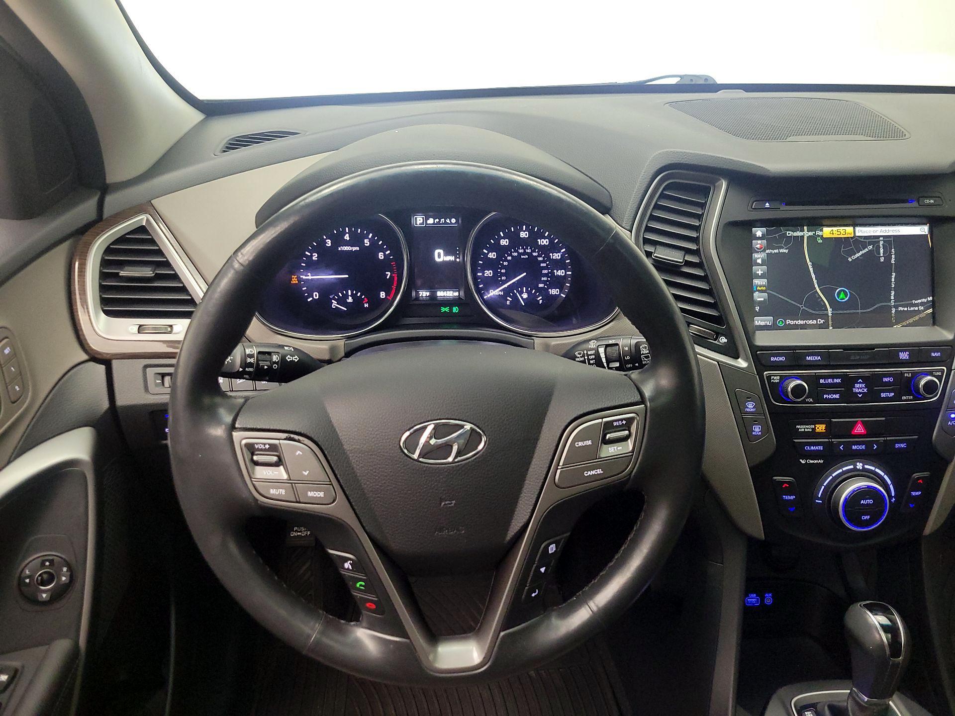 Thumbnail: 2017 Hyundai Santa Fe - 10