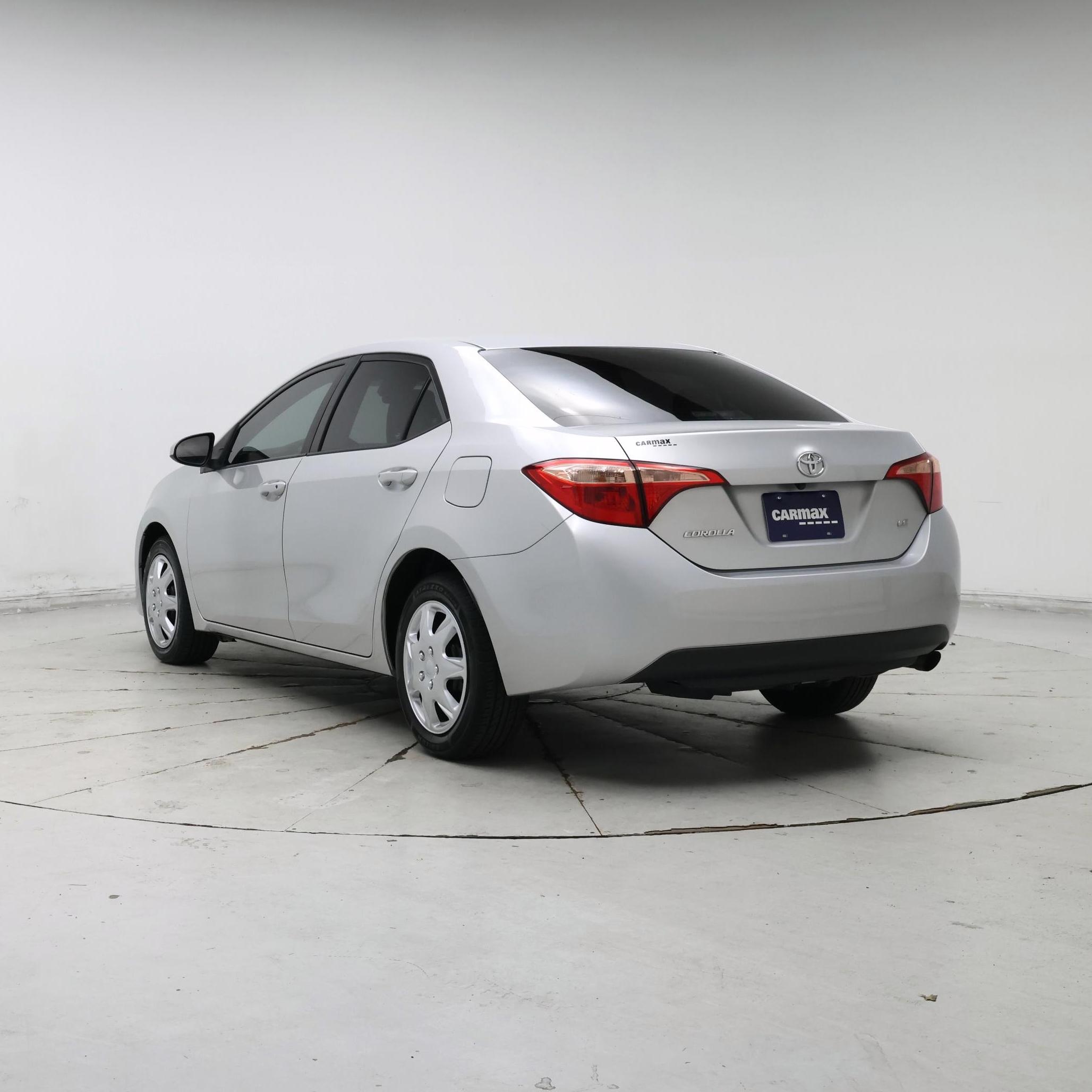 Thumbnail: 2018 Toyota Corolla - 2