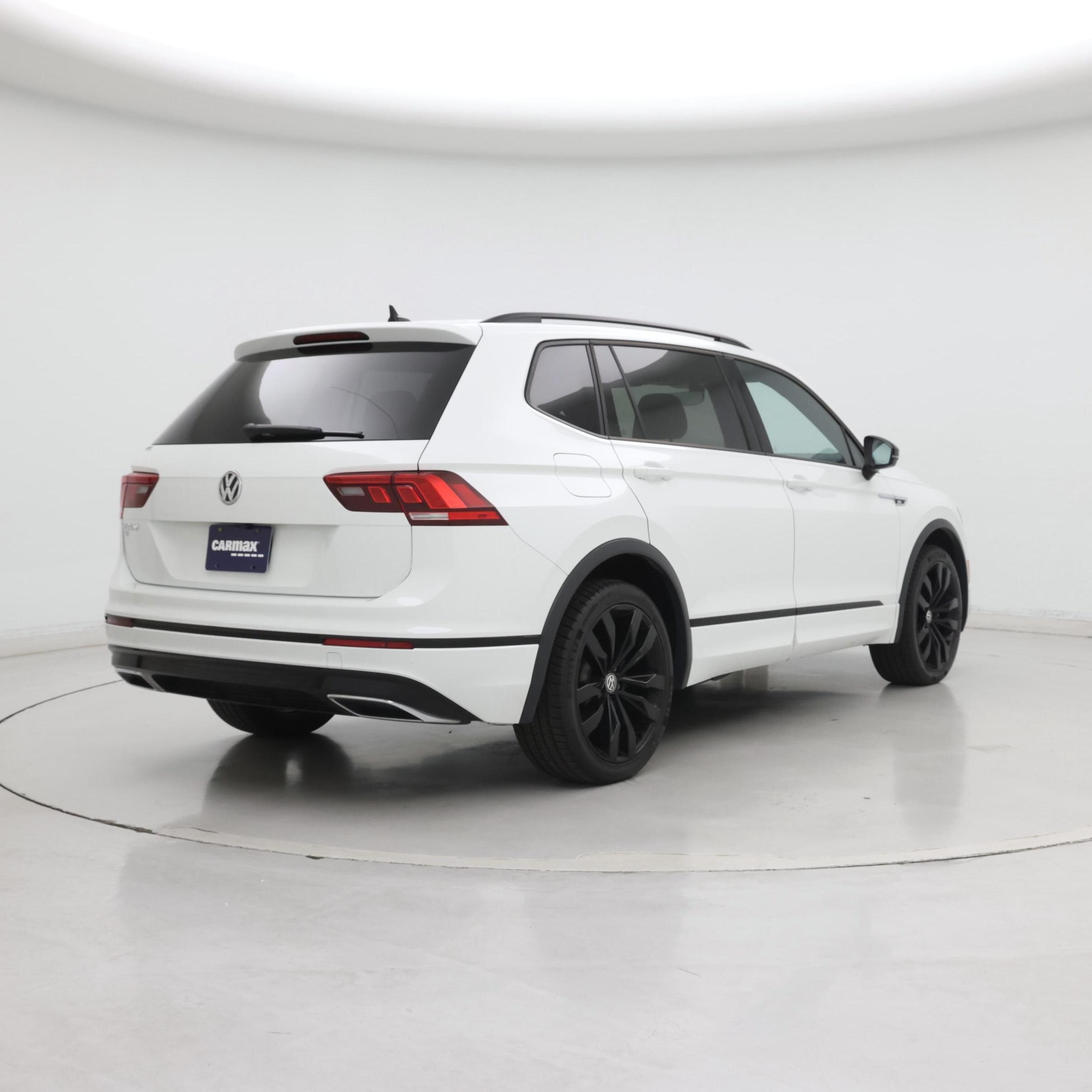 Thumbnail: 2021 Volkswagen Tiguan - 8