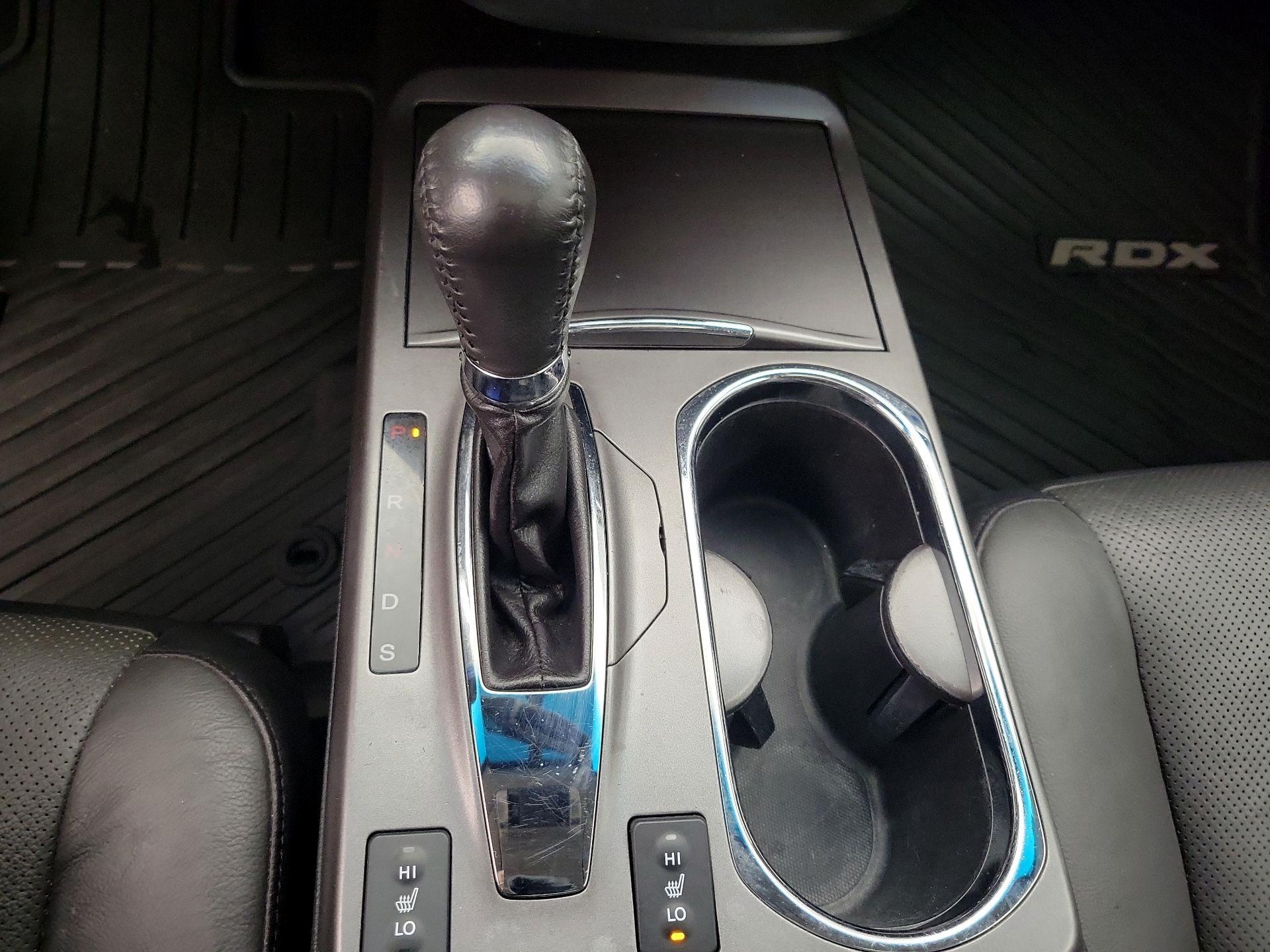 Thumbnail: 2015 Acura RDX - 18