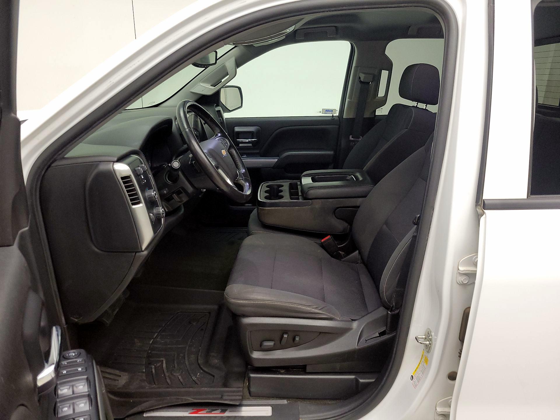 Thumbnail: 2018 Chevrolet Silverado 1500 - 11