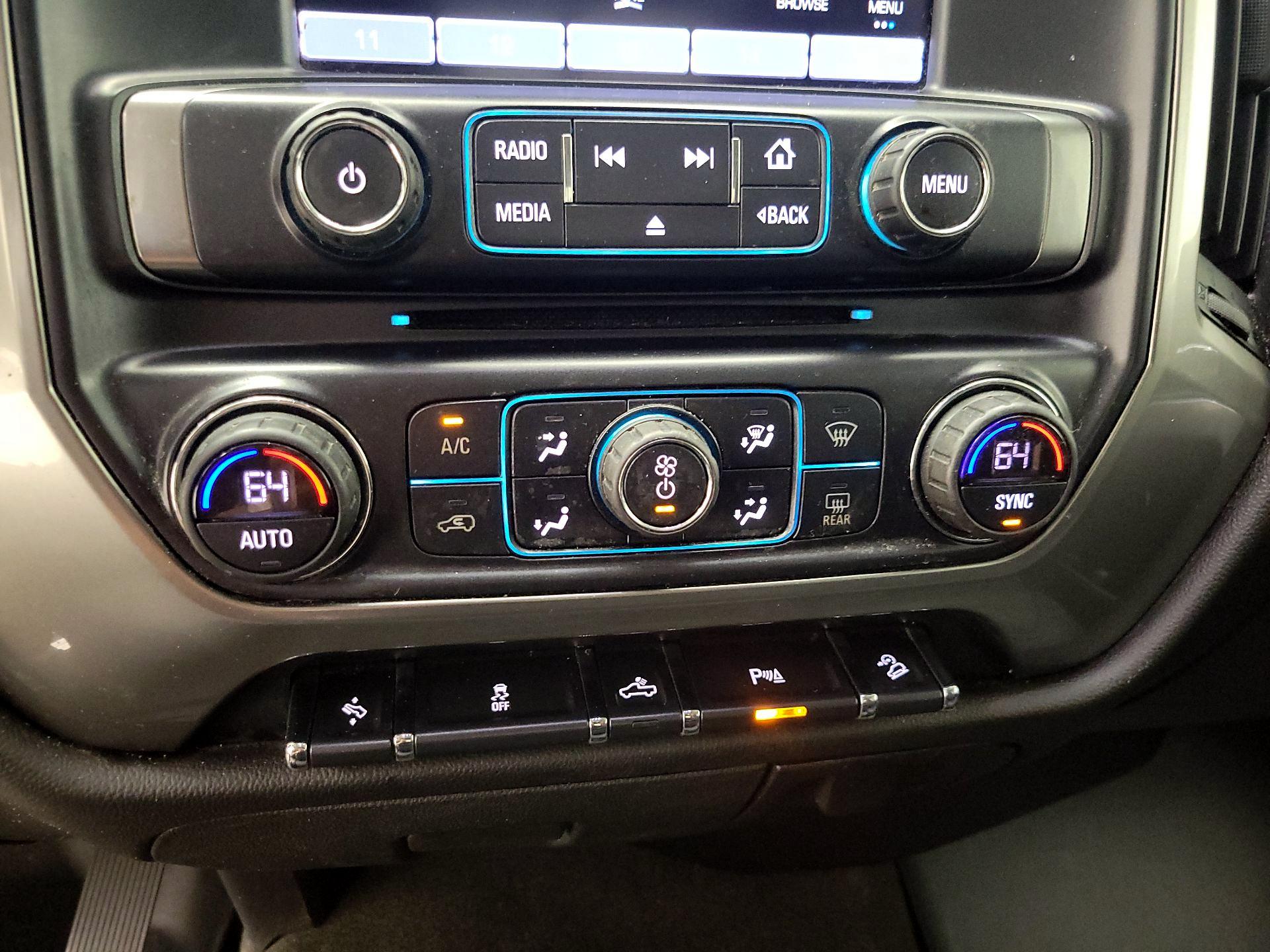Thumbnail: 2018 Chevrolet Silverado 1500 - 16