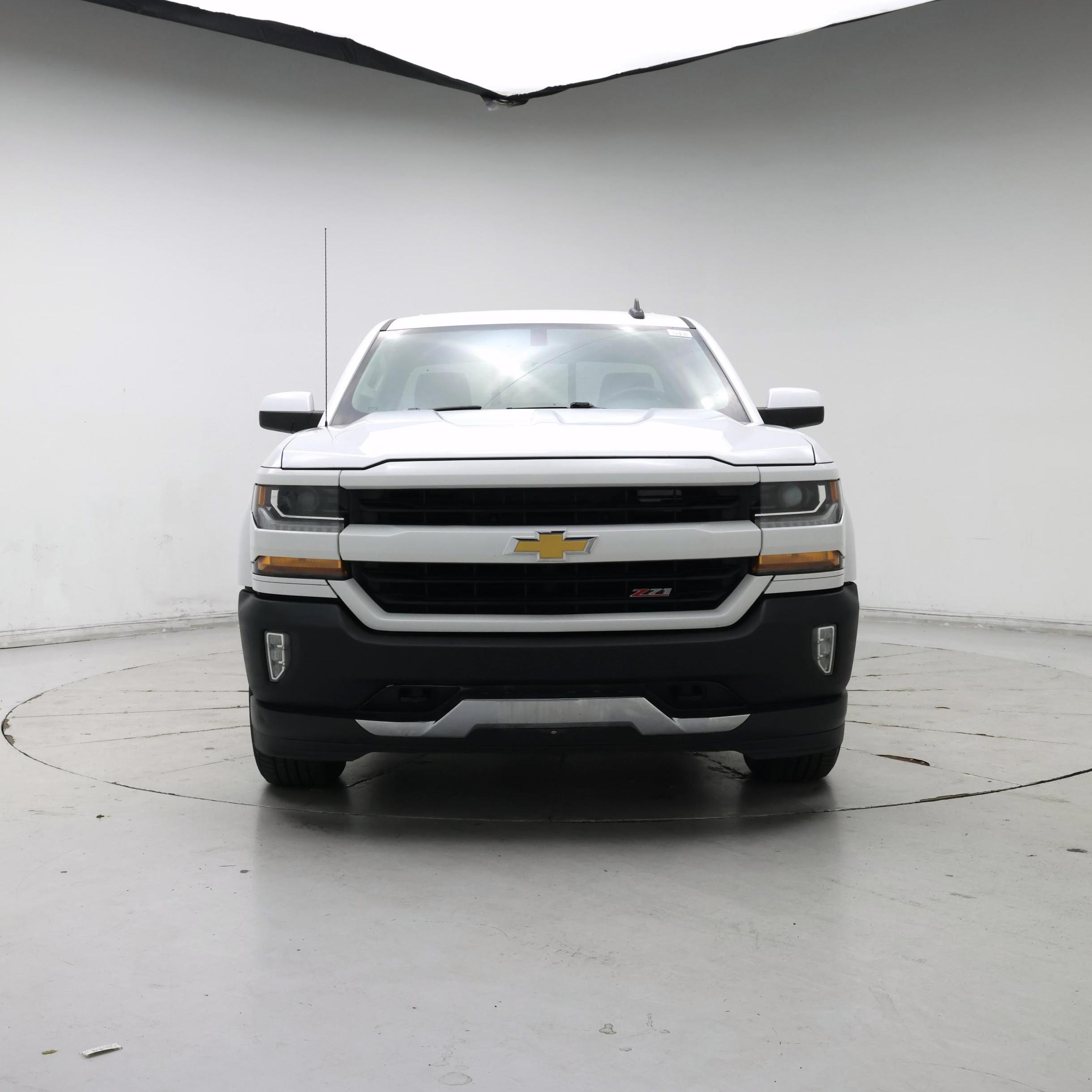 Thumbnail: 2018 Chevrolet Silverado 1500 - 5
