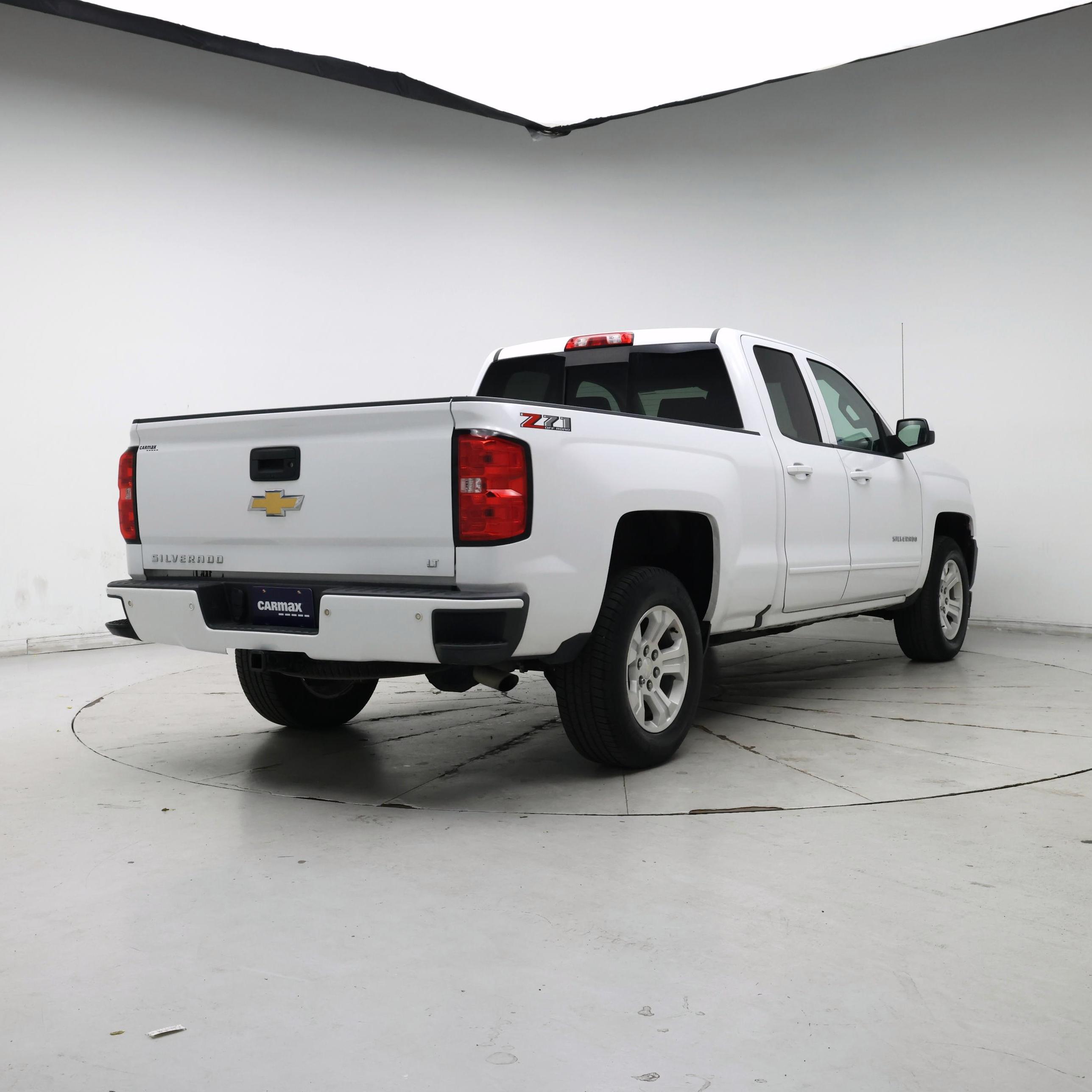 Thumbnail: 2018 Chevrolet Silverado 1500 - 8