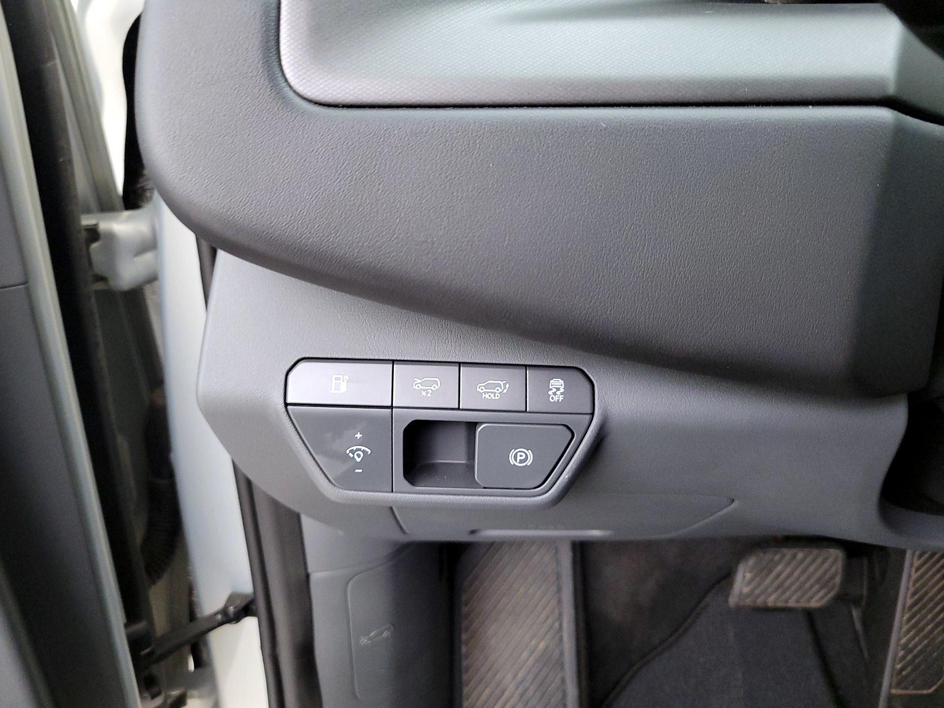 Thumbnail: 2024 Kia EV9 - 13