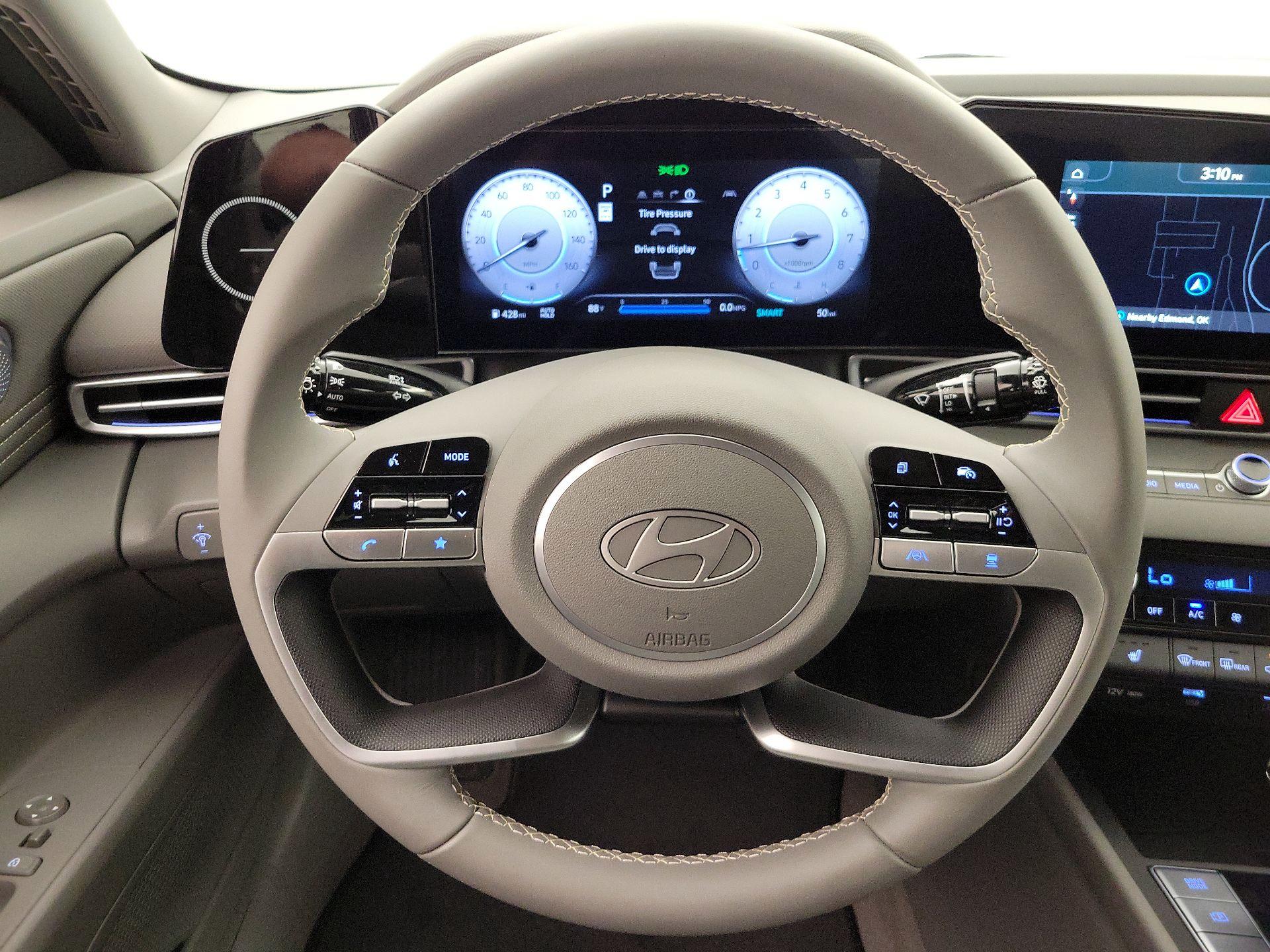 Thumbnail: 2024 Hyundai Elantra - 10