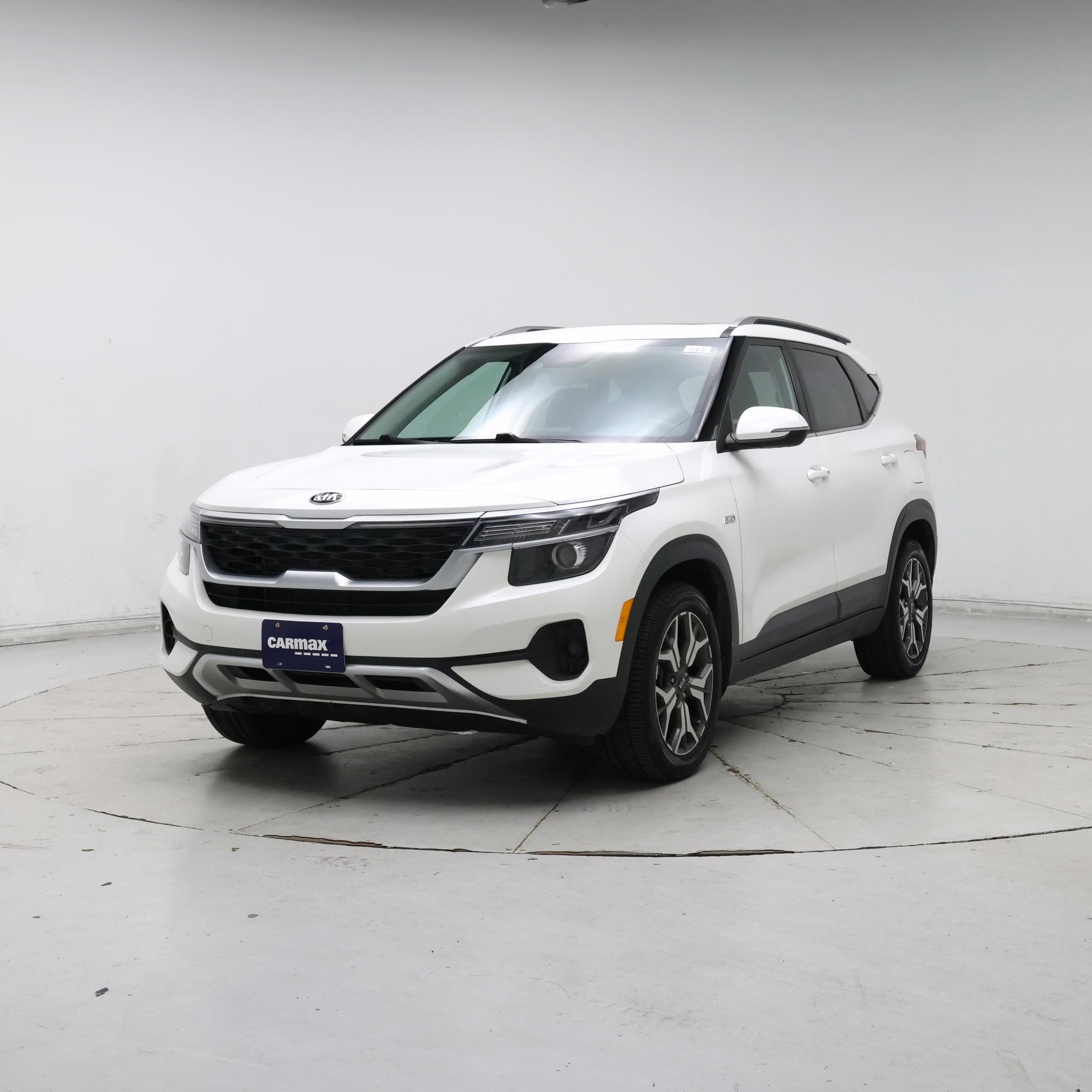 Thumbnail: 2021 Kia Seltos - 4