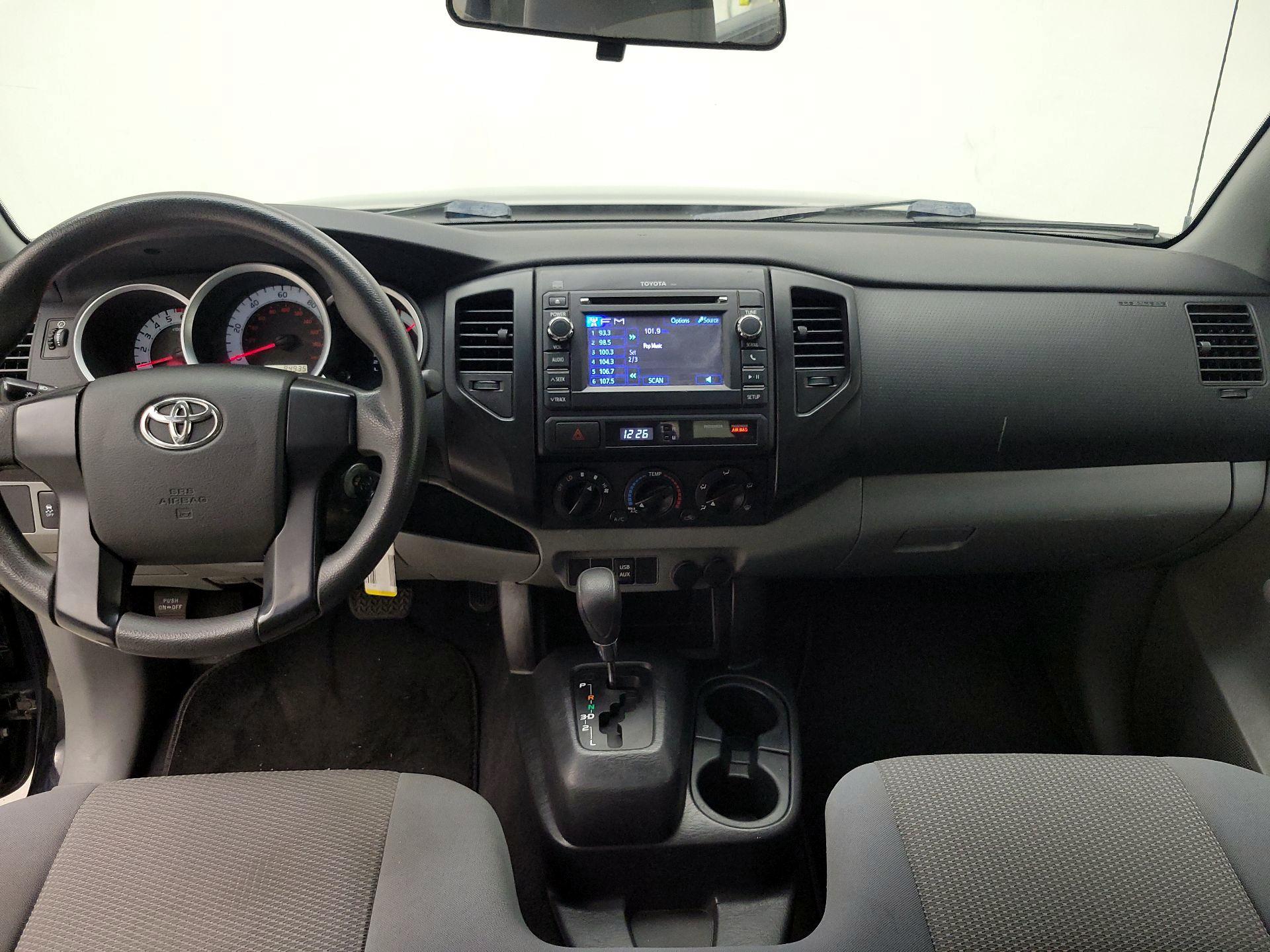 Thumbnail: 2013 Toyota Tacoma - 9