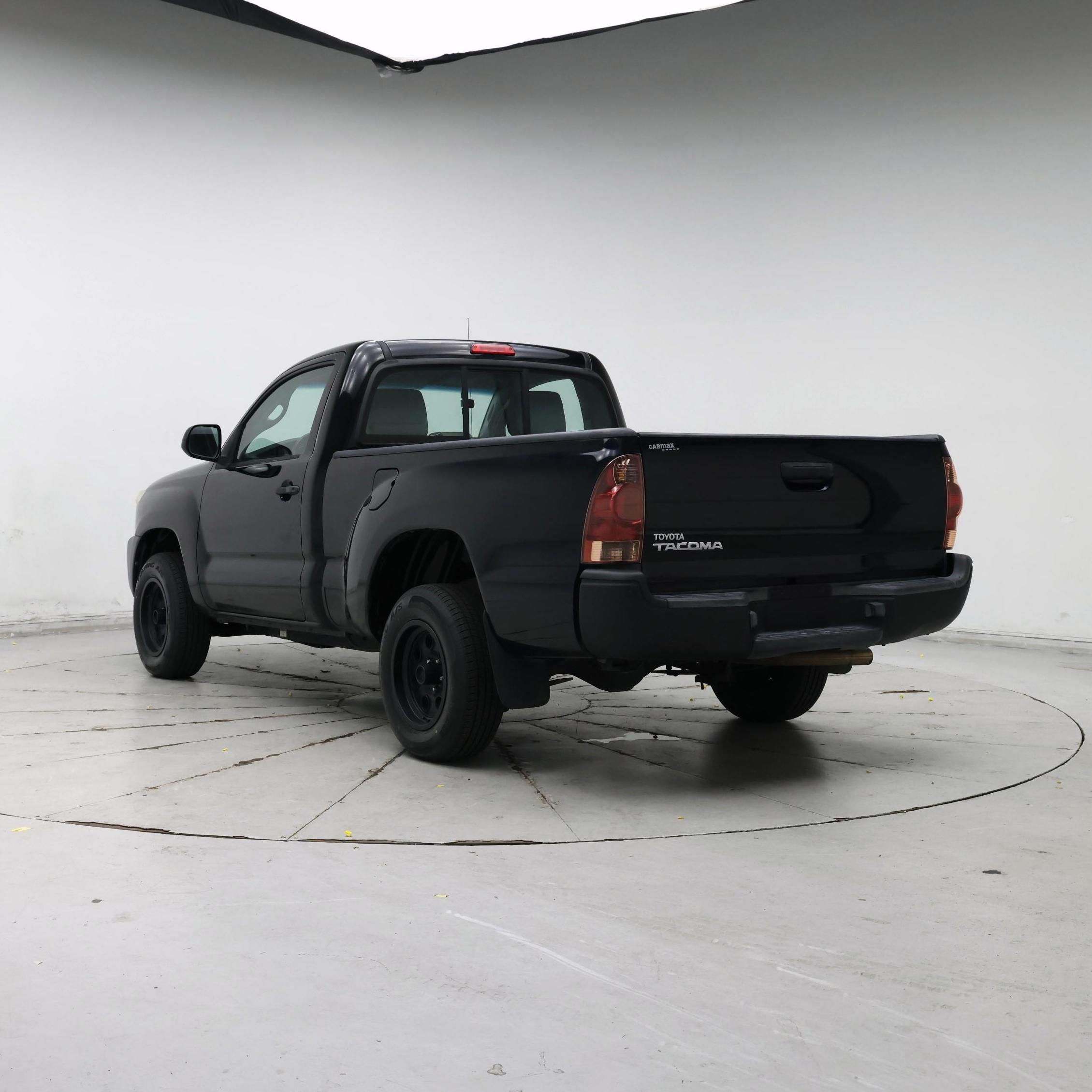 Thumbnail: 2013 Toyota Tacoma - 2