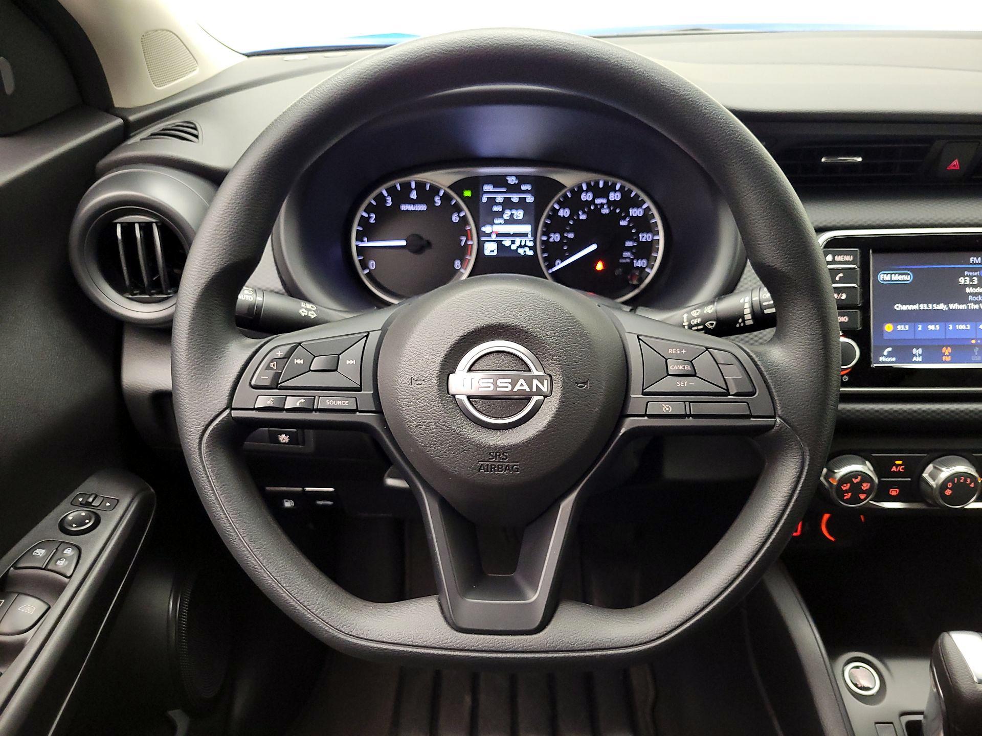 Thumbnail: 2024 Nissan Kicks - 10