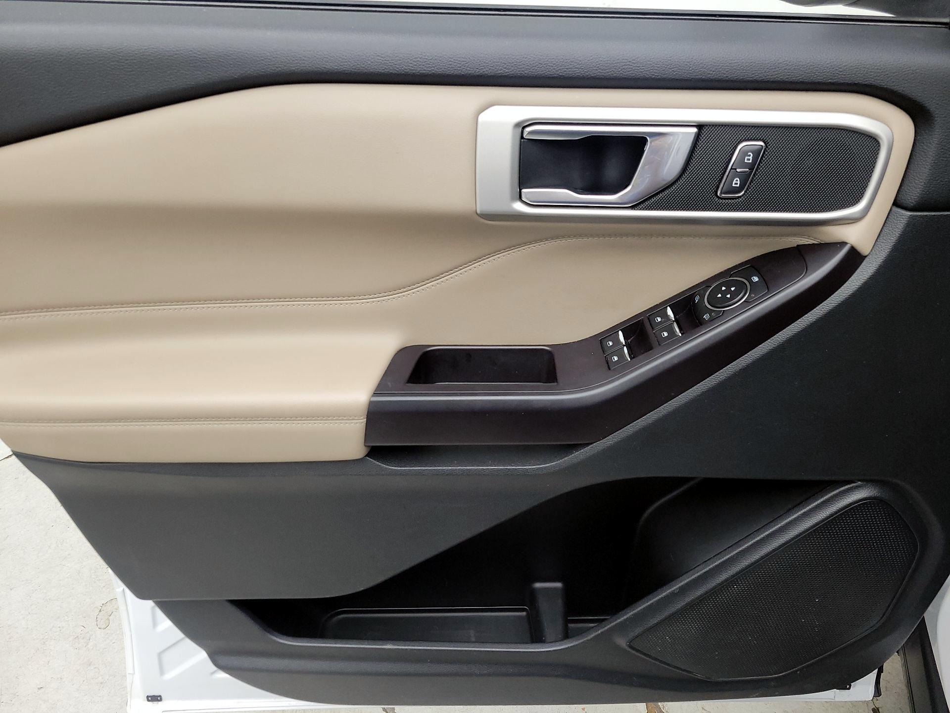 Thumbnail: 2020 Ford Explorer - 12