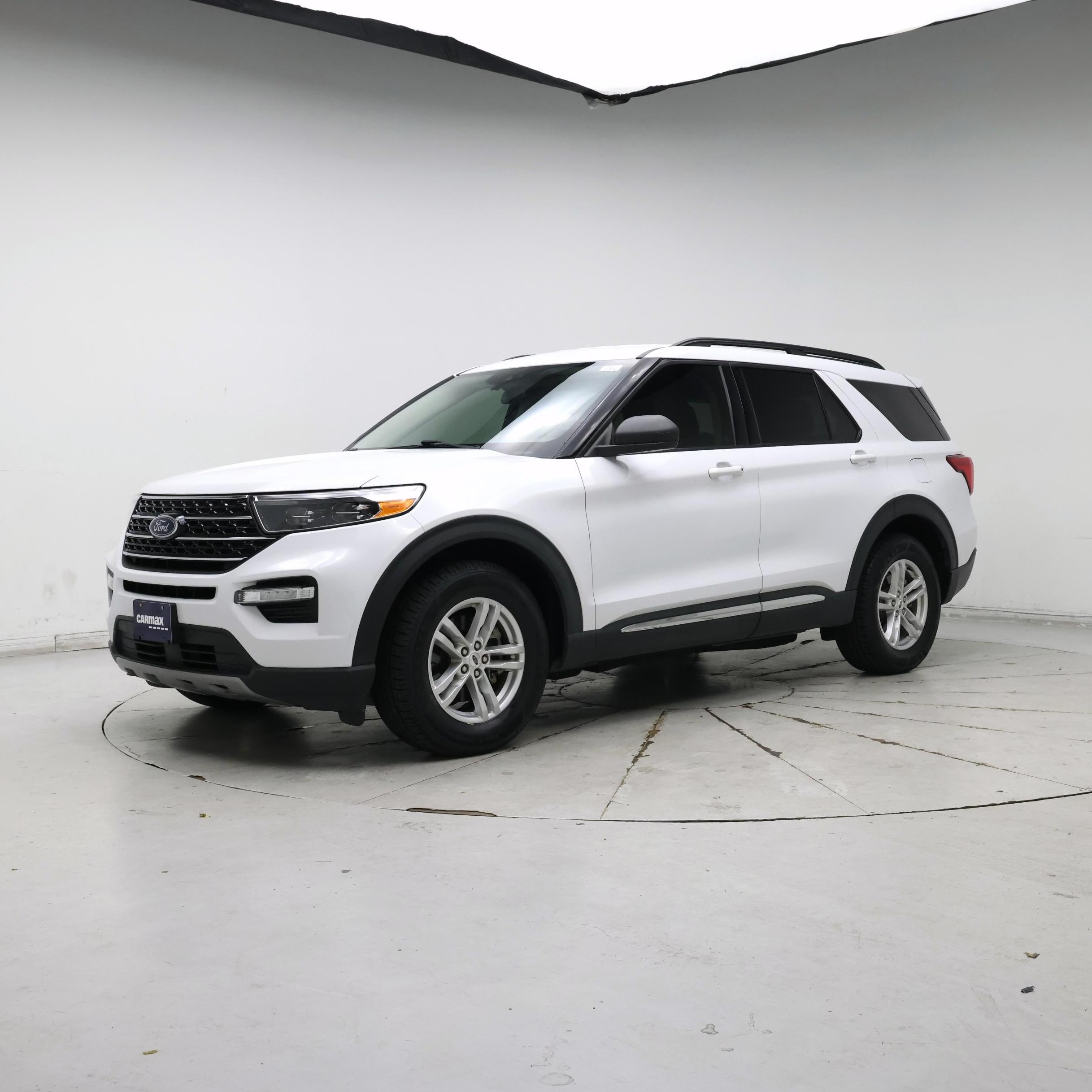 Thumbnail: 2020 Ford Explorer - 4
