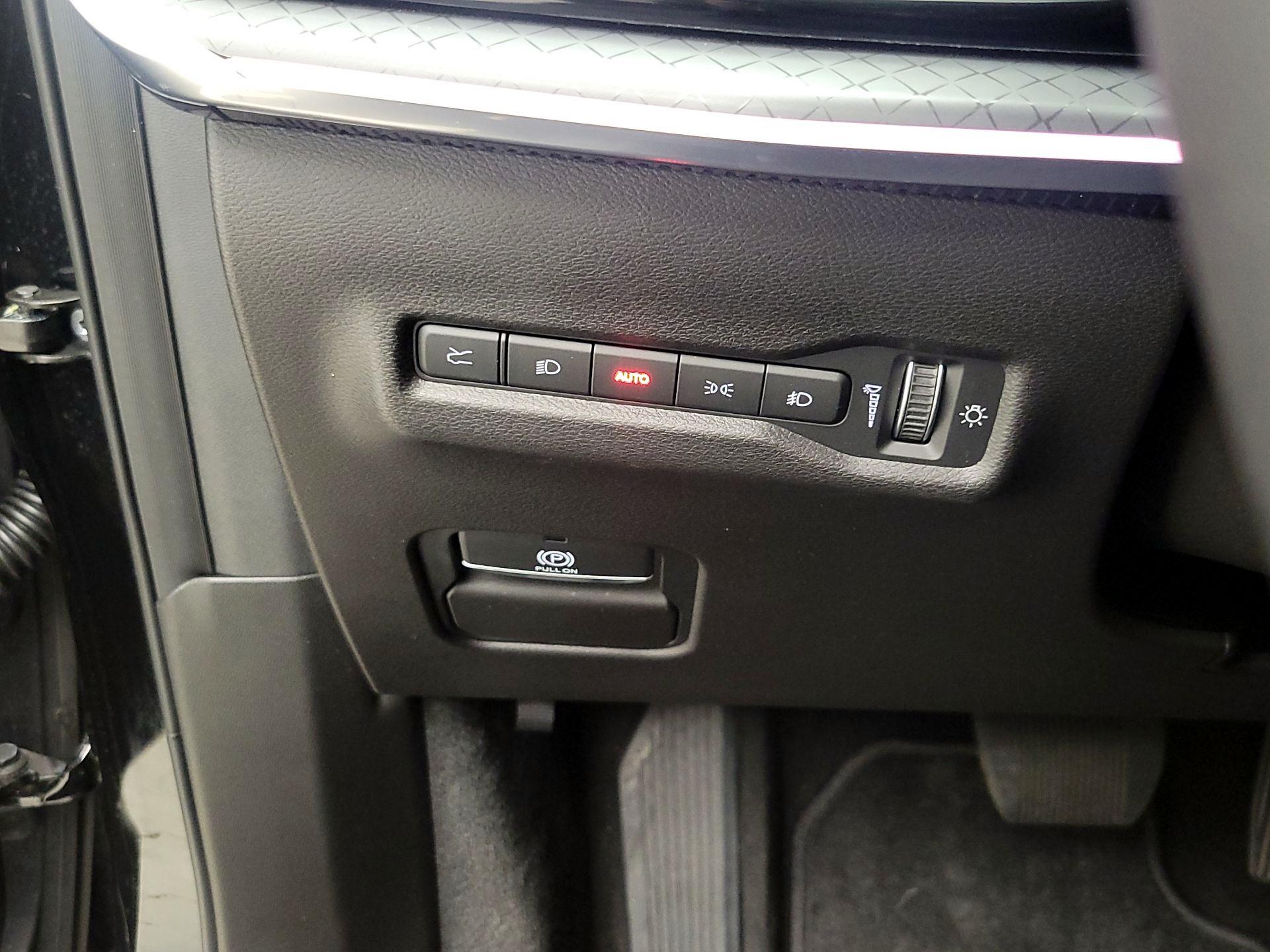 Thumbnail: 2025 Jeep Wagoneer S - 13