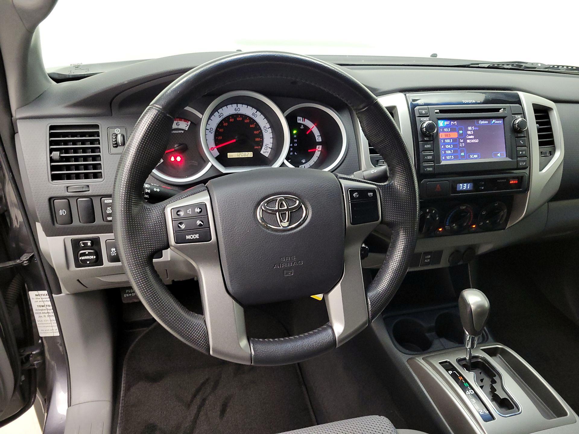 Thumbnail: 2013 Toyota Tacoma - 10