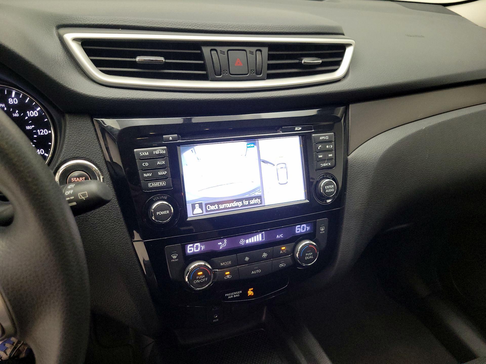 Thumbnail: 2015 Nissan Rogue - 15