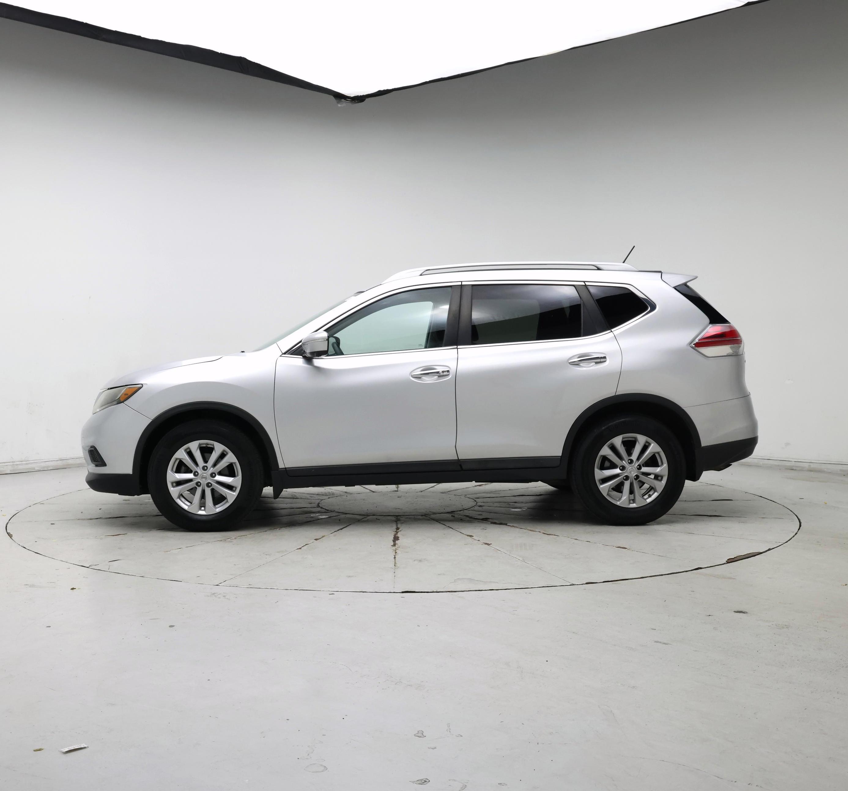 Thumbnail: 2015 Nissan Rogue - 3
