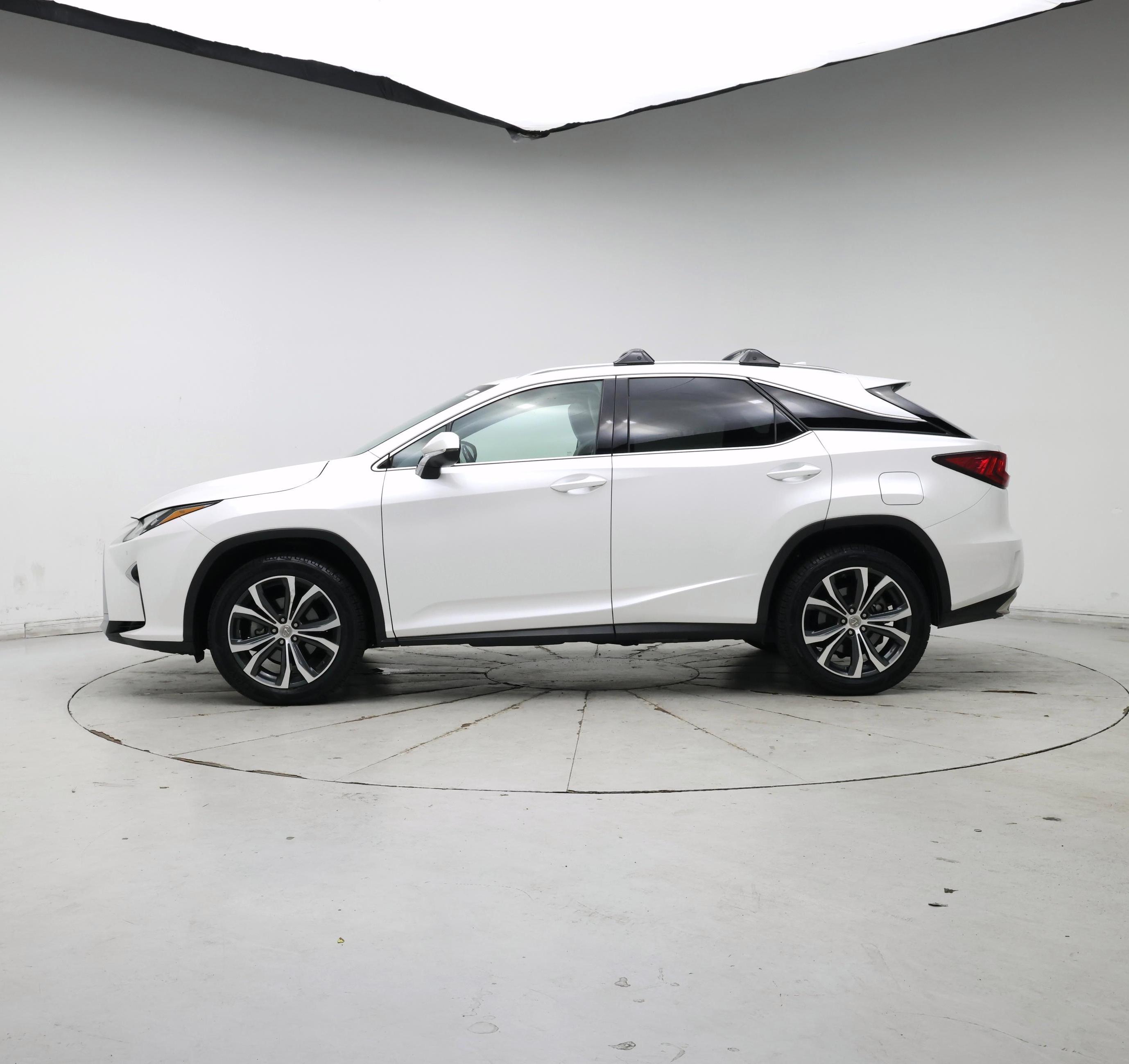 Thumbnail: 2017 Lexus RX - 3