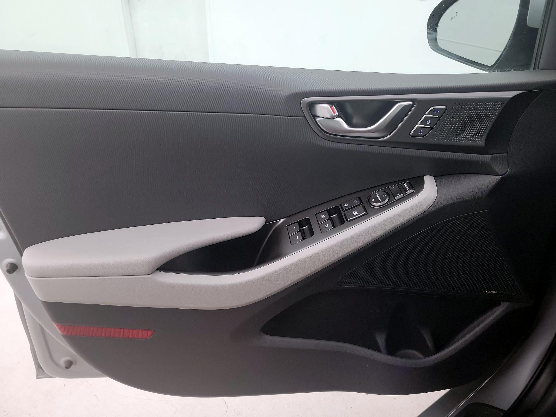 Thumbnail: 2021 Hyundai Ioniq - 12
