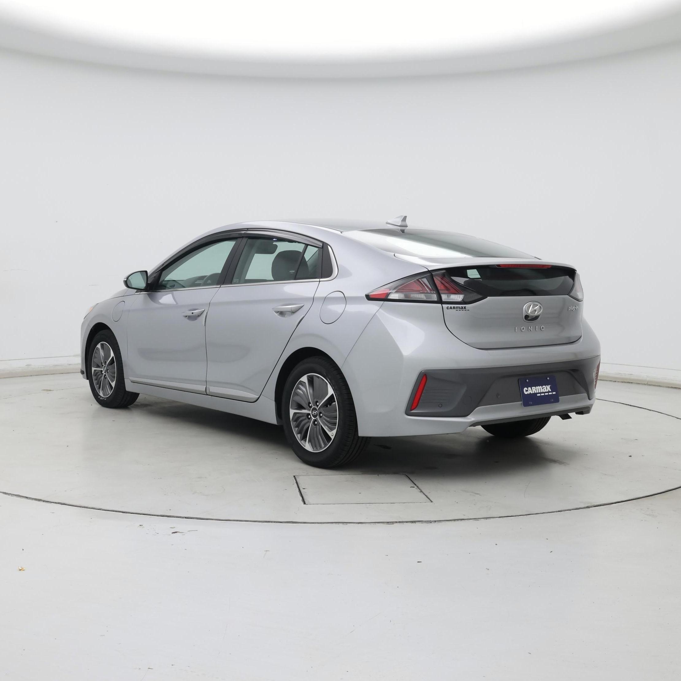 Thumbnail: 2021 Hyundai Ioniq - 2