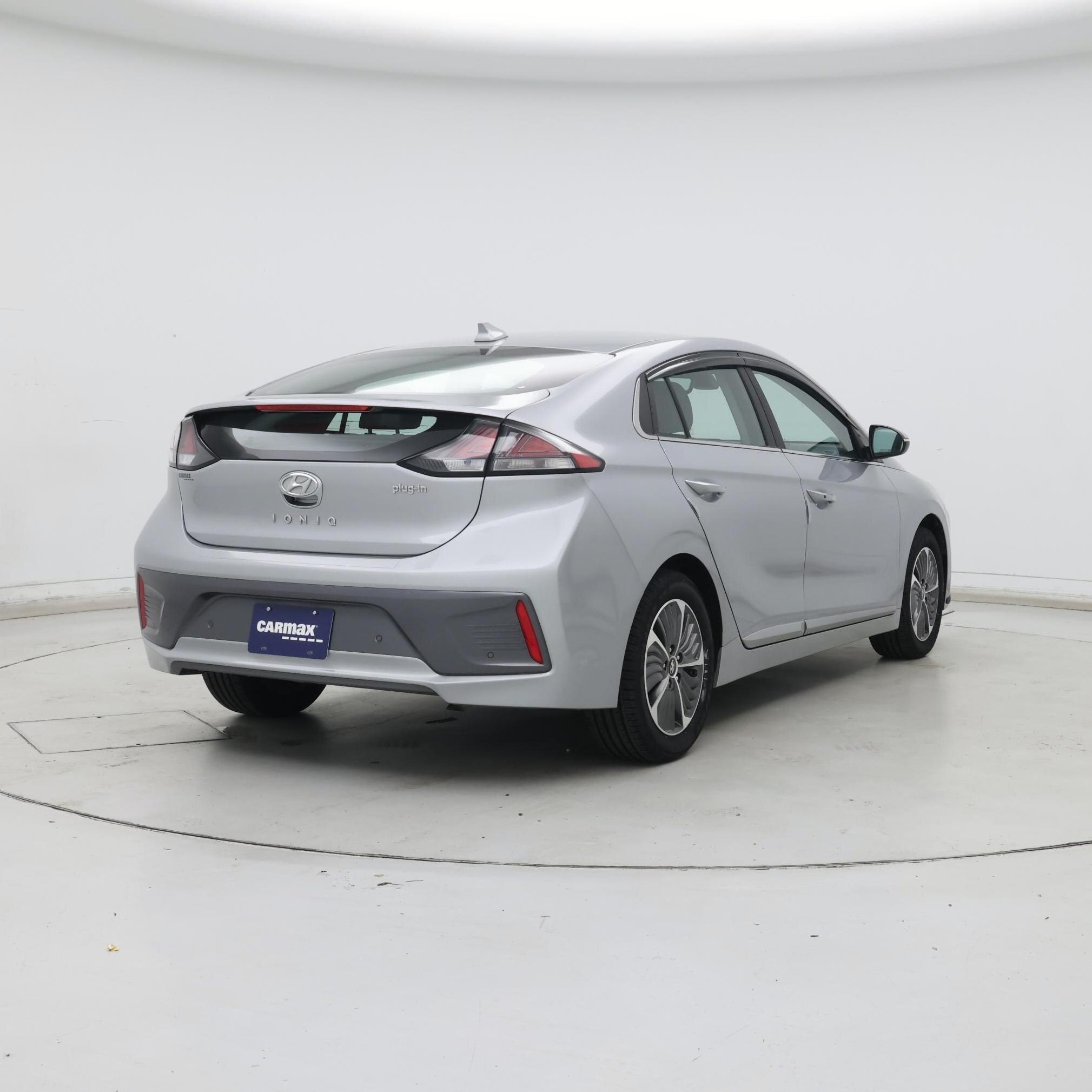Thumbnail: 2021 Hyundai Ioniq - 8