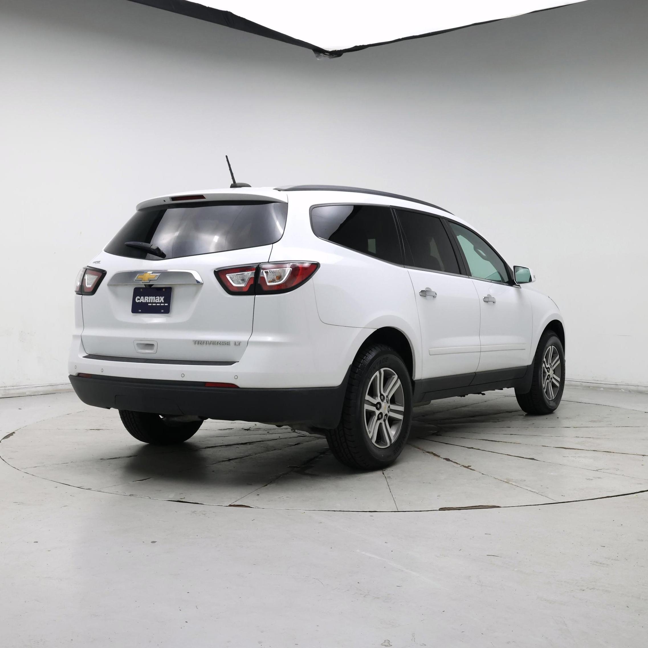 Thumbnail: 2016 Chevrolet Traverse - 8