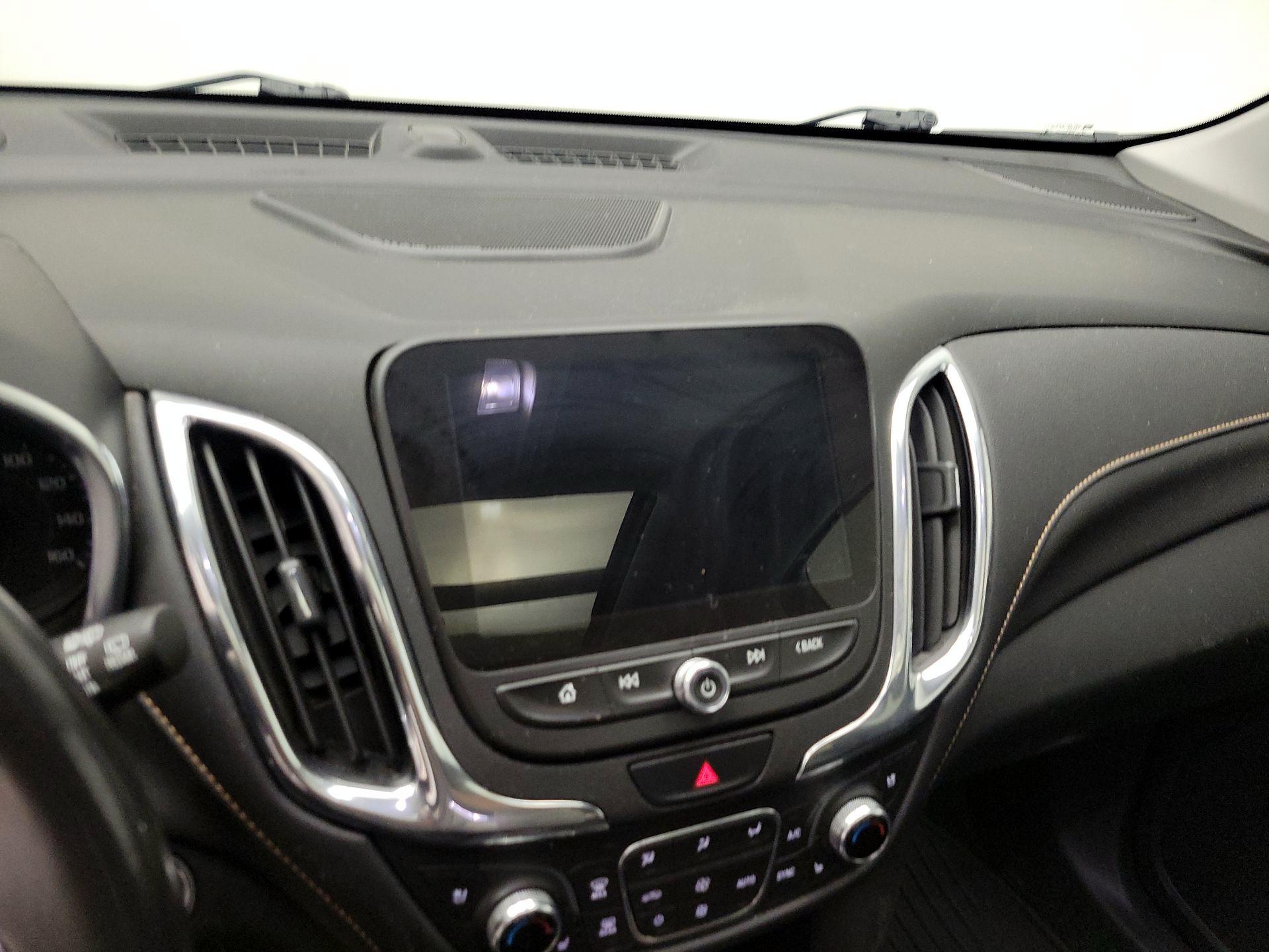 Thumbnail: 2020 Chevrolet Equinox - 16