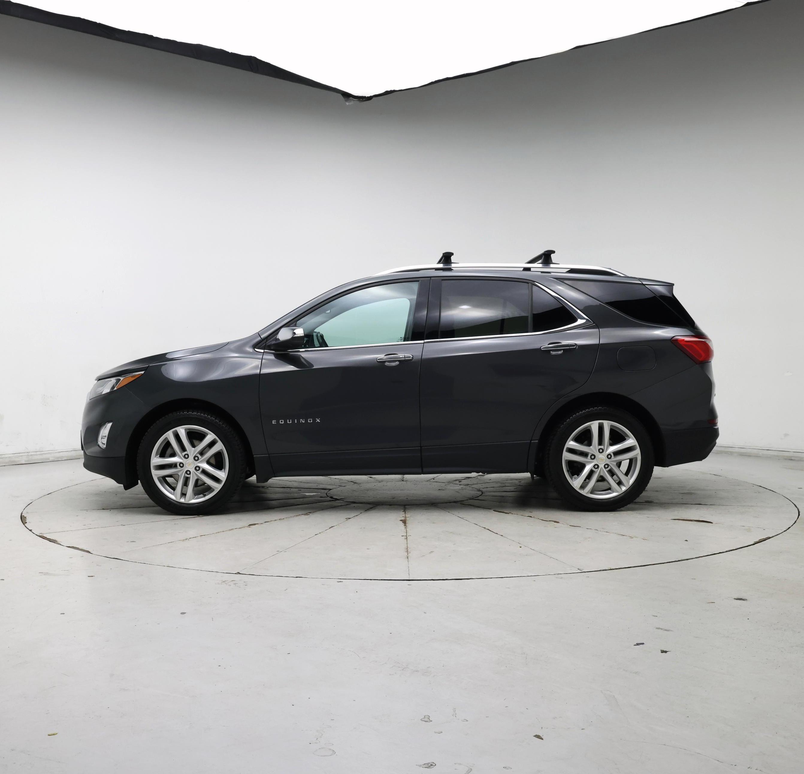 Thumbnail: 2020 Chevrolet Equinox - 3