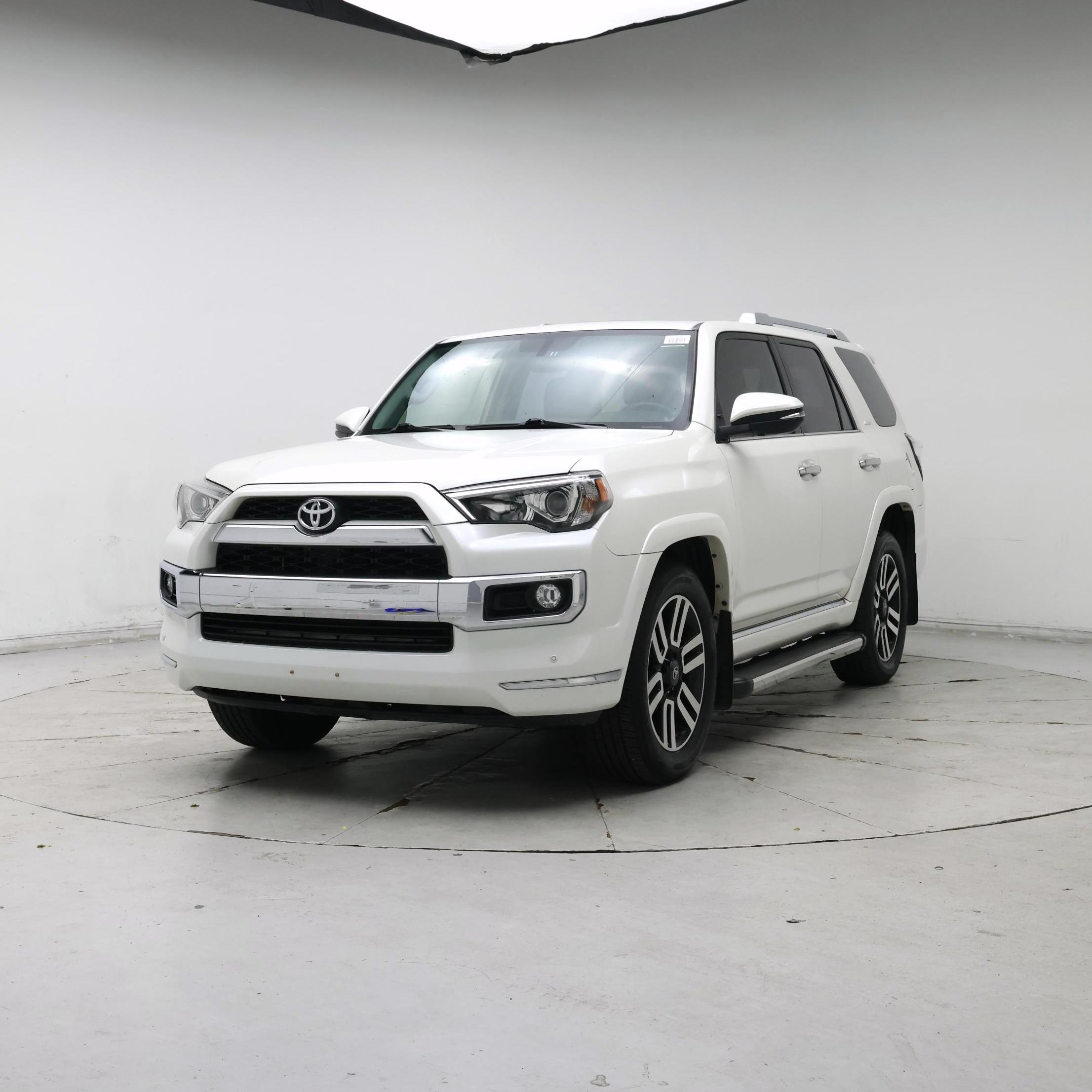 Thumbnail: 2018 Toyota 4Runner - 4