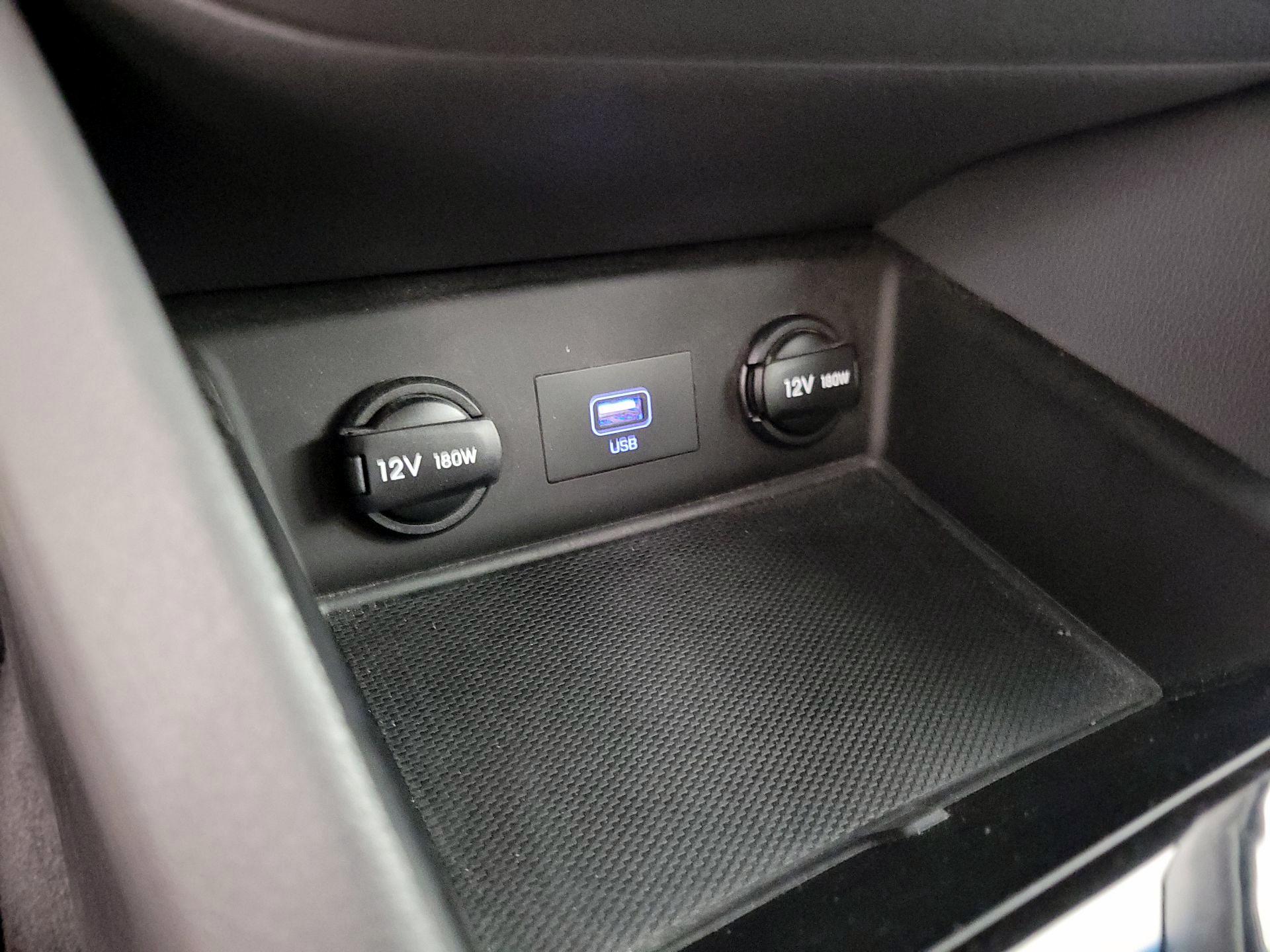 Thumbnail: 2020 Hyundai Ioniq - 18