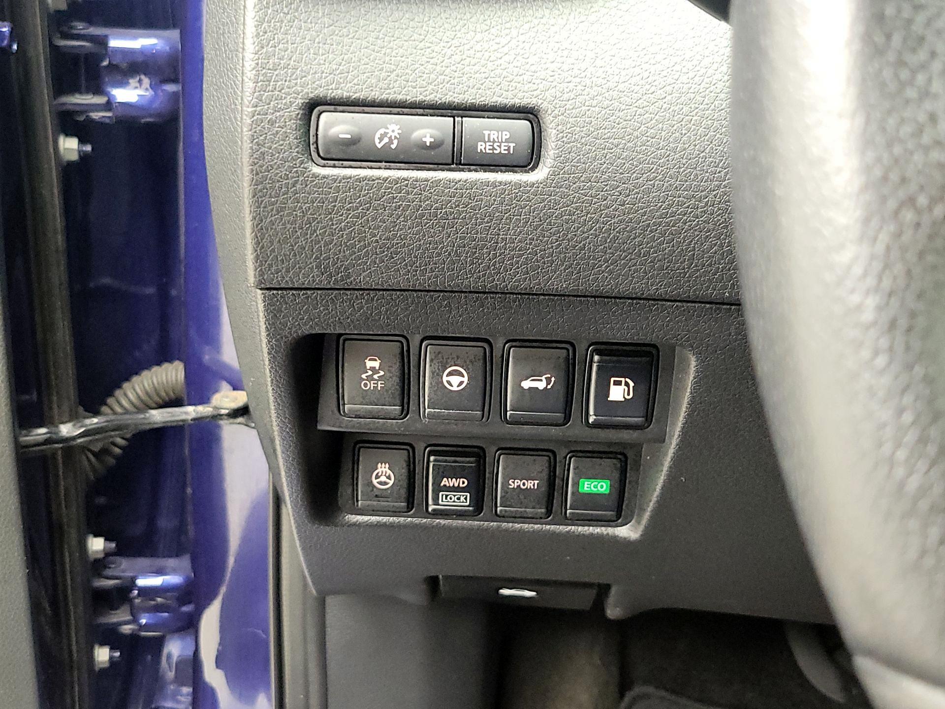 Thumbnail: 2019 Nissan Rogue - 13