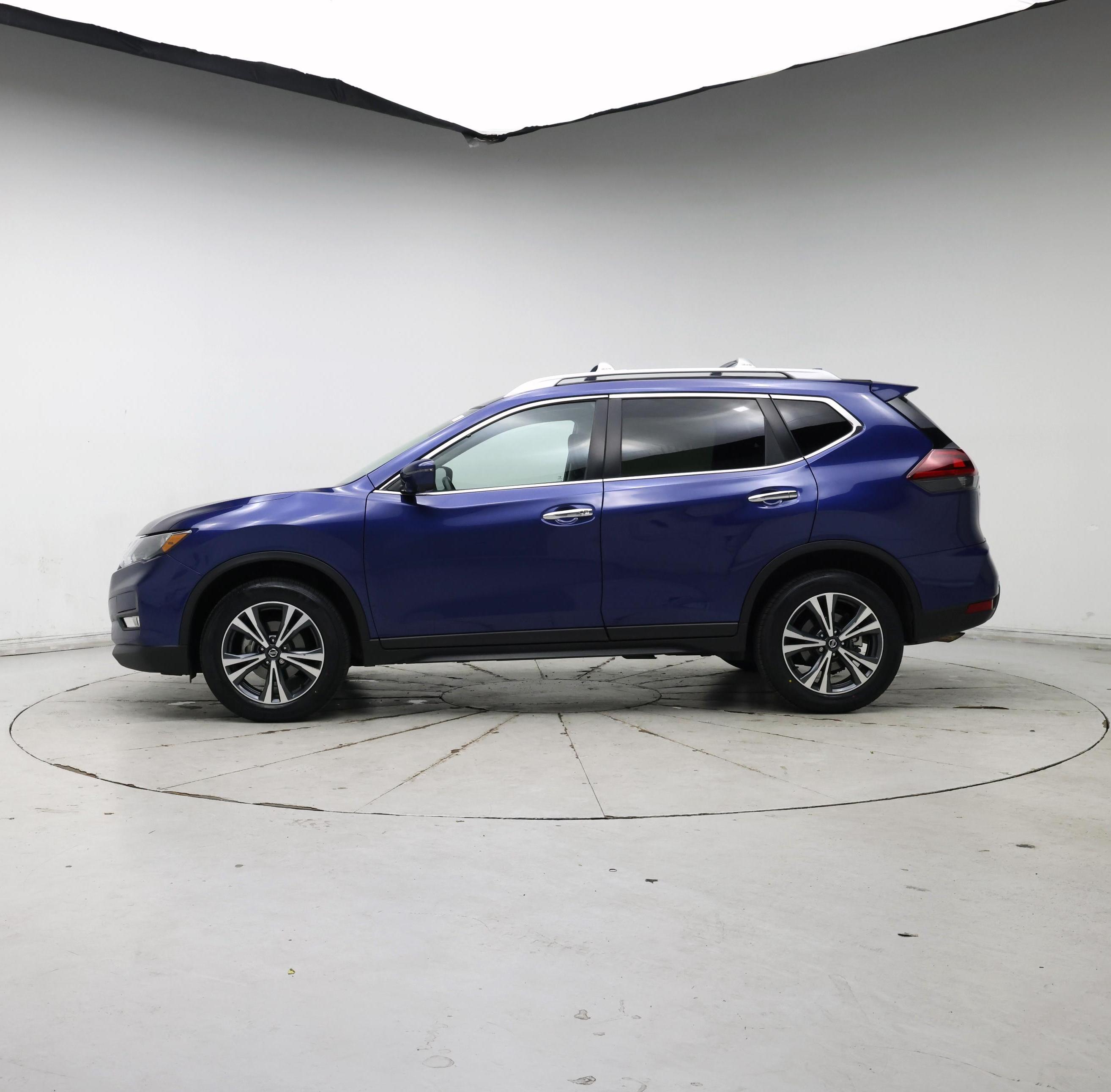 Thumbnail: 2019 Nissan Rogue - 3