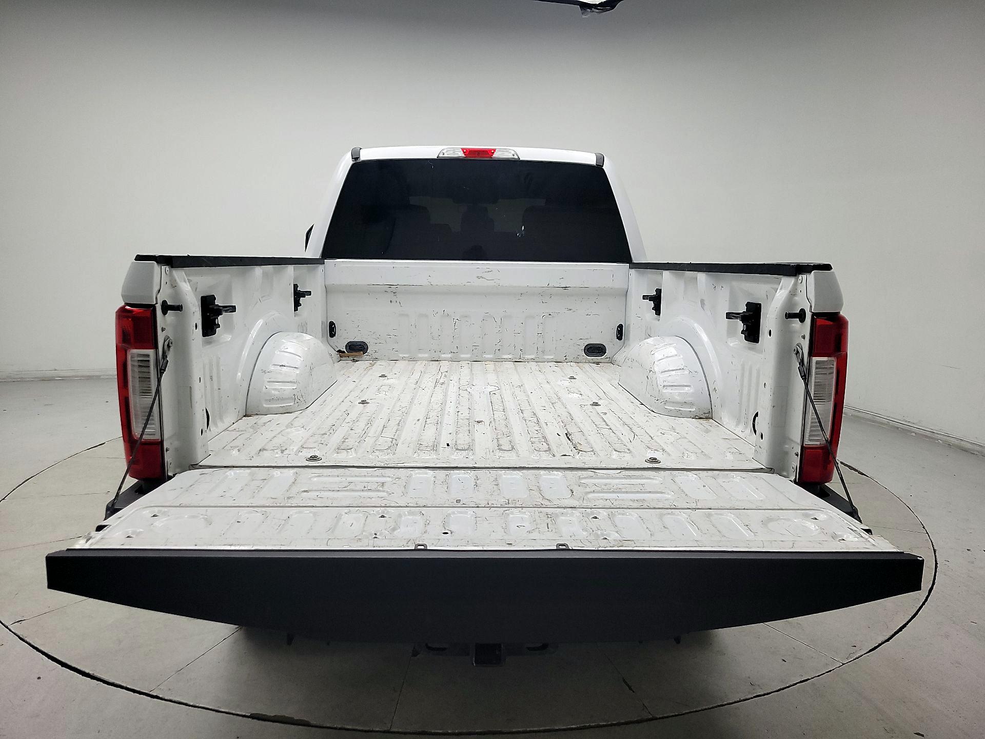 Thumbnail: 2019 Ford F-250 - 20