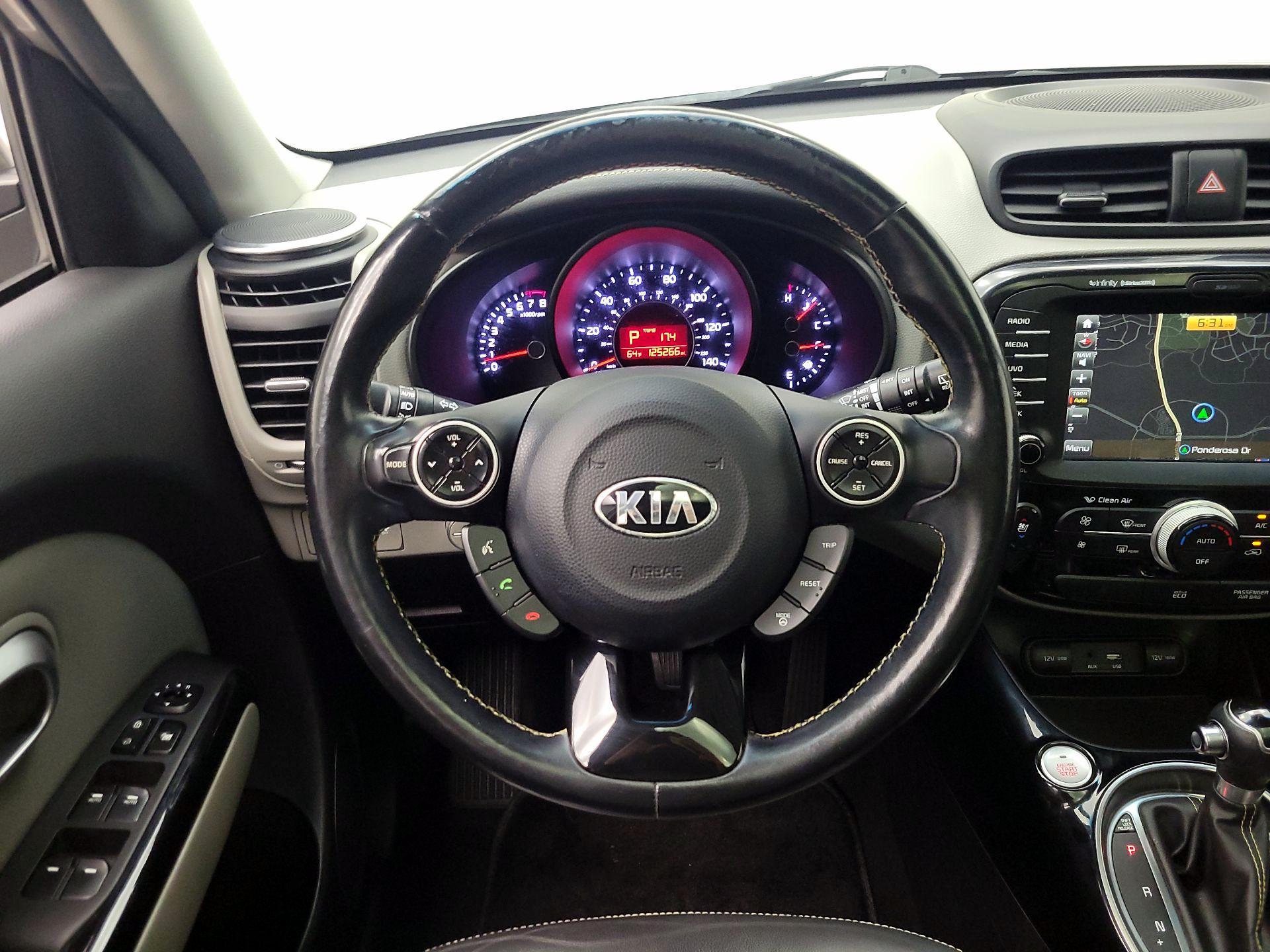 Thumbnail: 2016 Kia Soul - 10