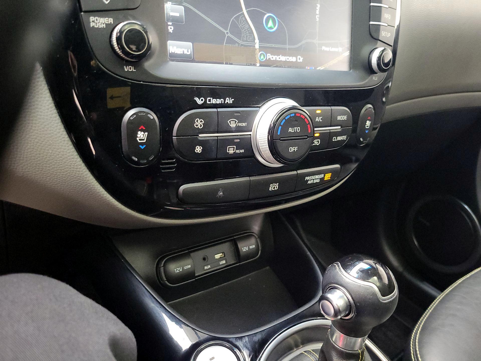 Thumbnail: 2016 Kia Soul - 17