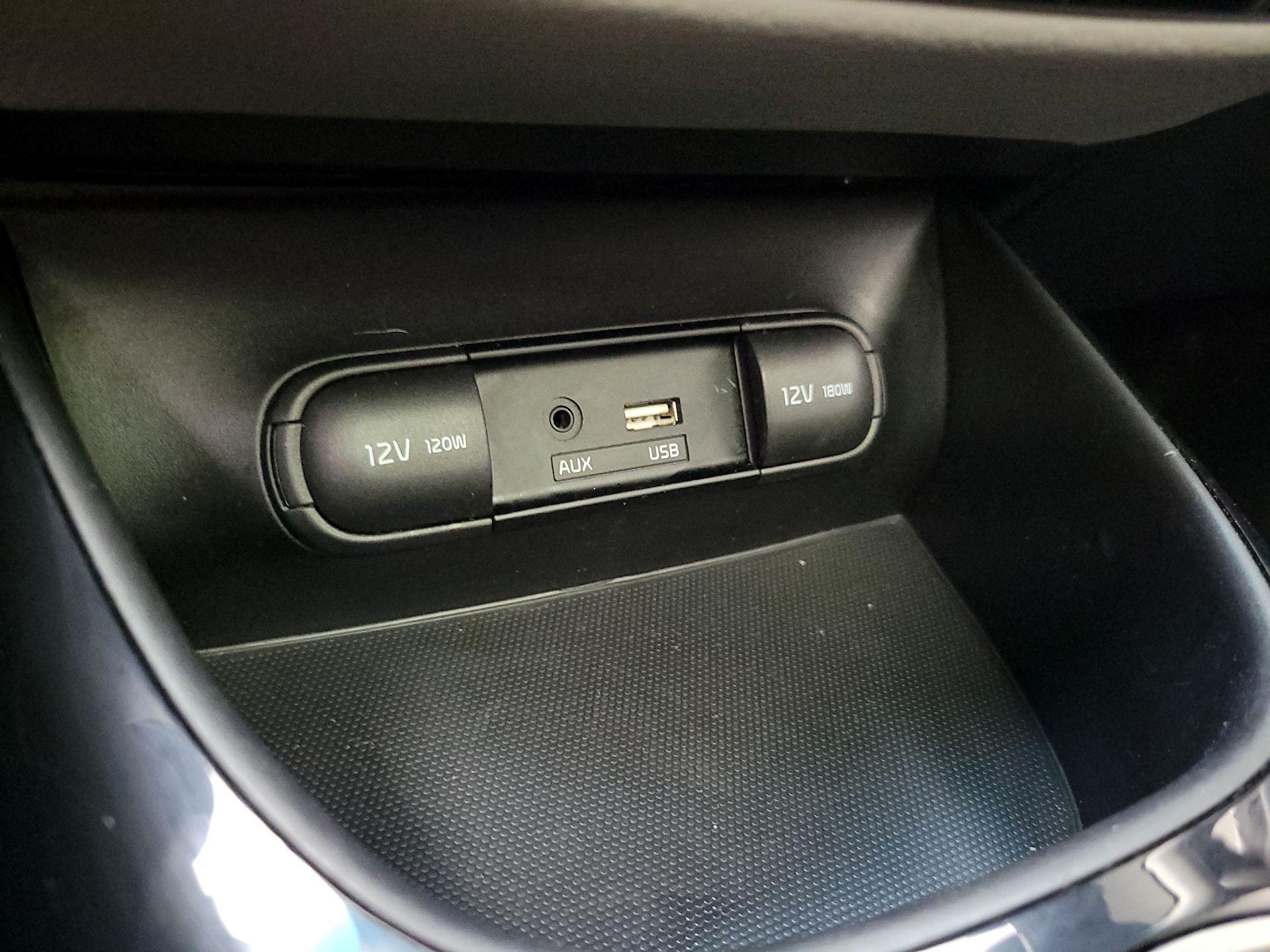 Thumbnail: 2016 Kia Soul - 19
