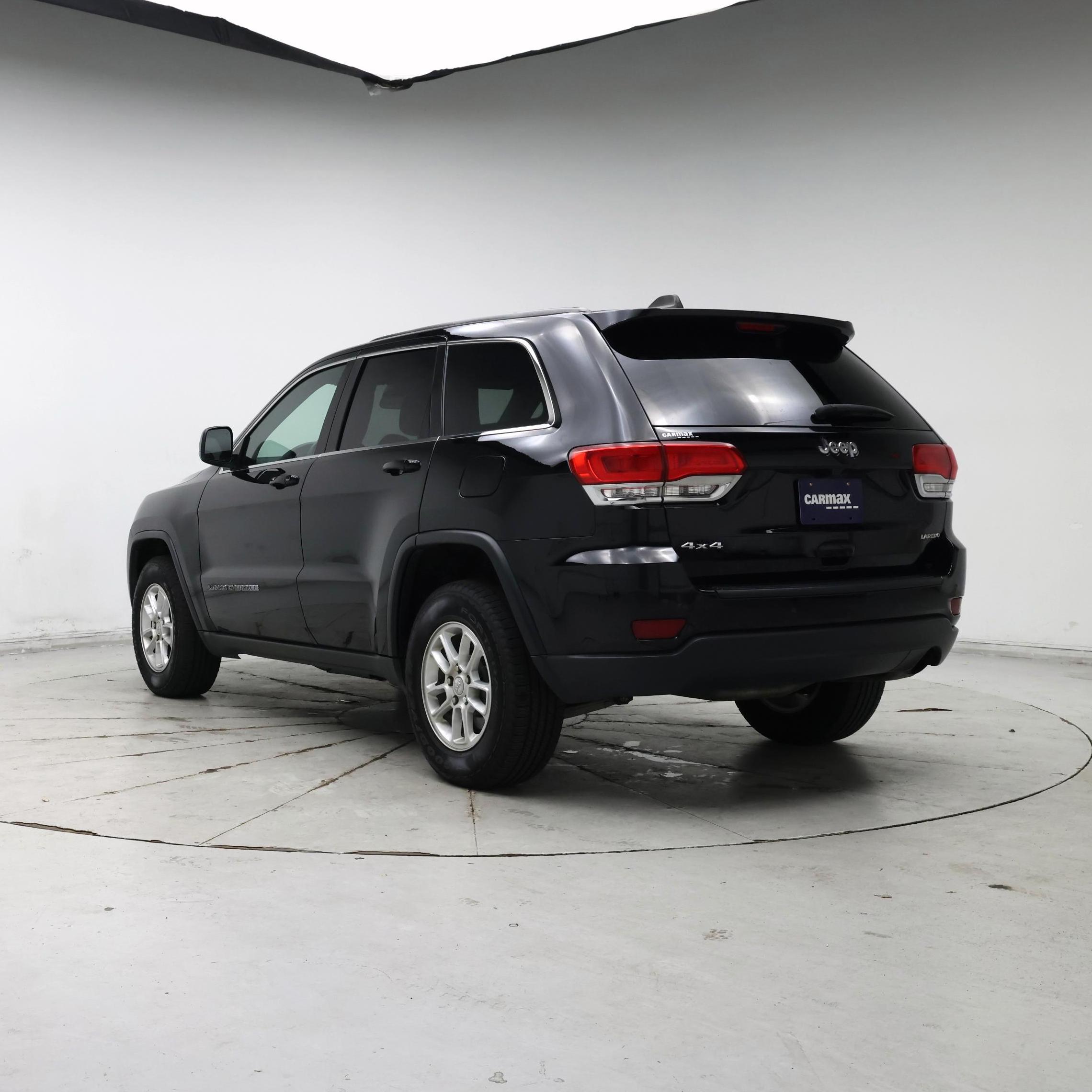 Thumbnail: 2018 Jeep Grand Cherokee - 2