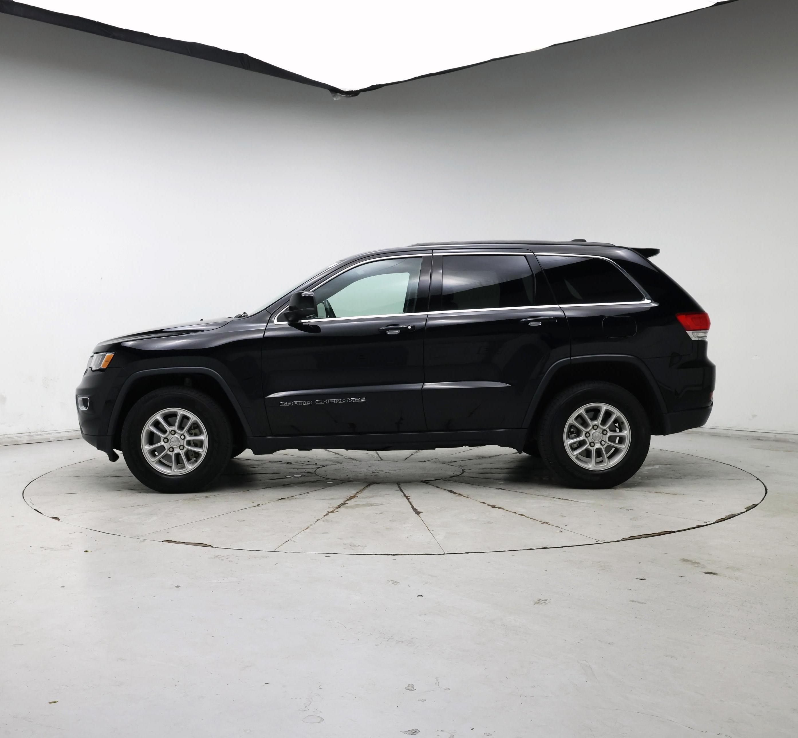 Thumbnail: 2018 Jeep Grand Cherokee - 3