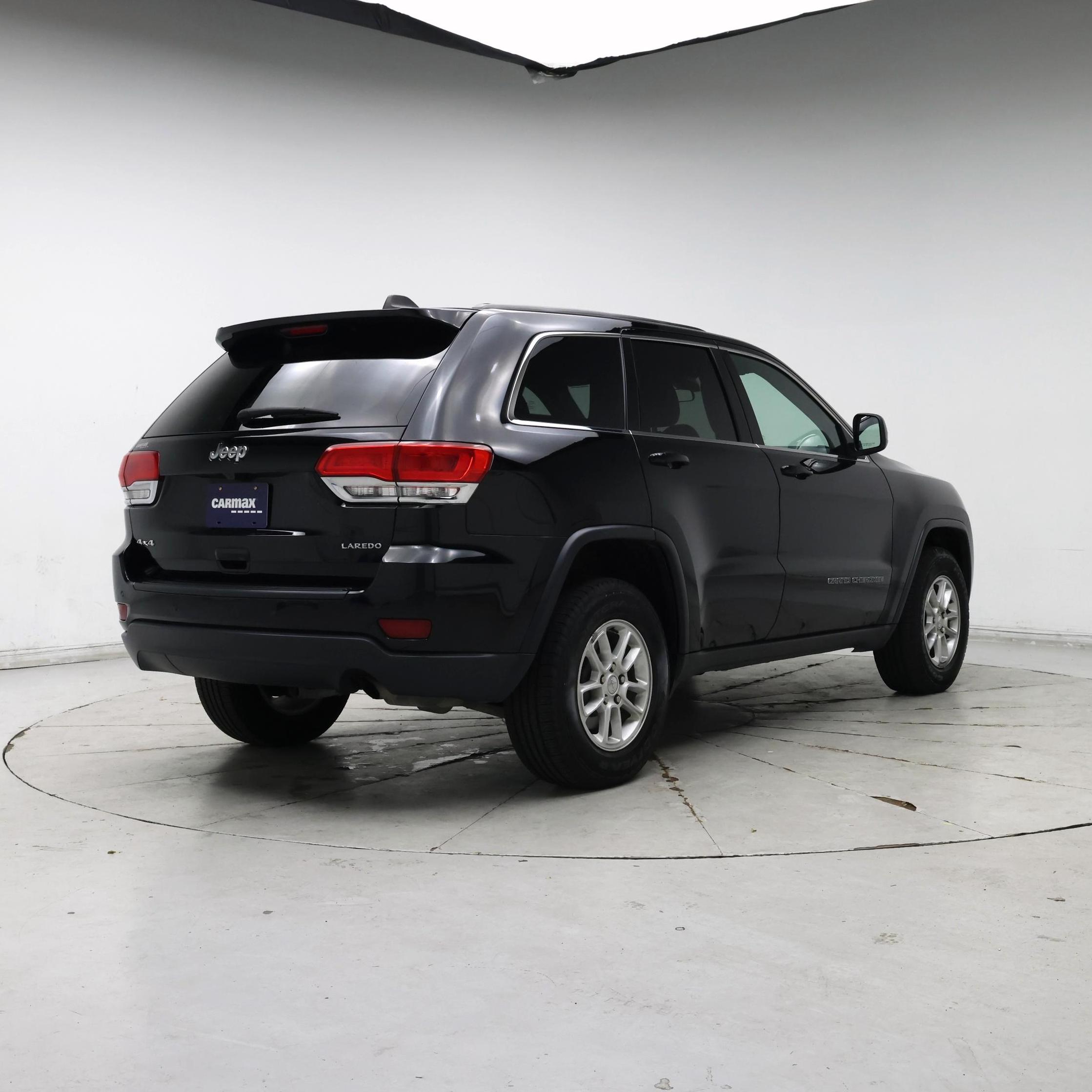 Thumbnail: 2018 Jeep Grand Cherokee - 8
