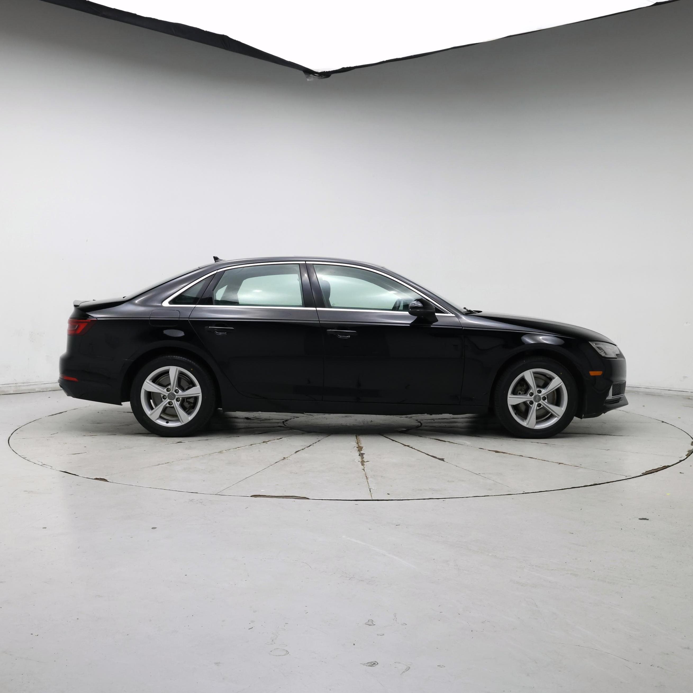 Thumbnail: 2019 Audi A4 - 7