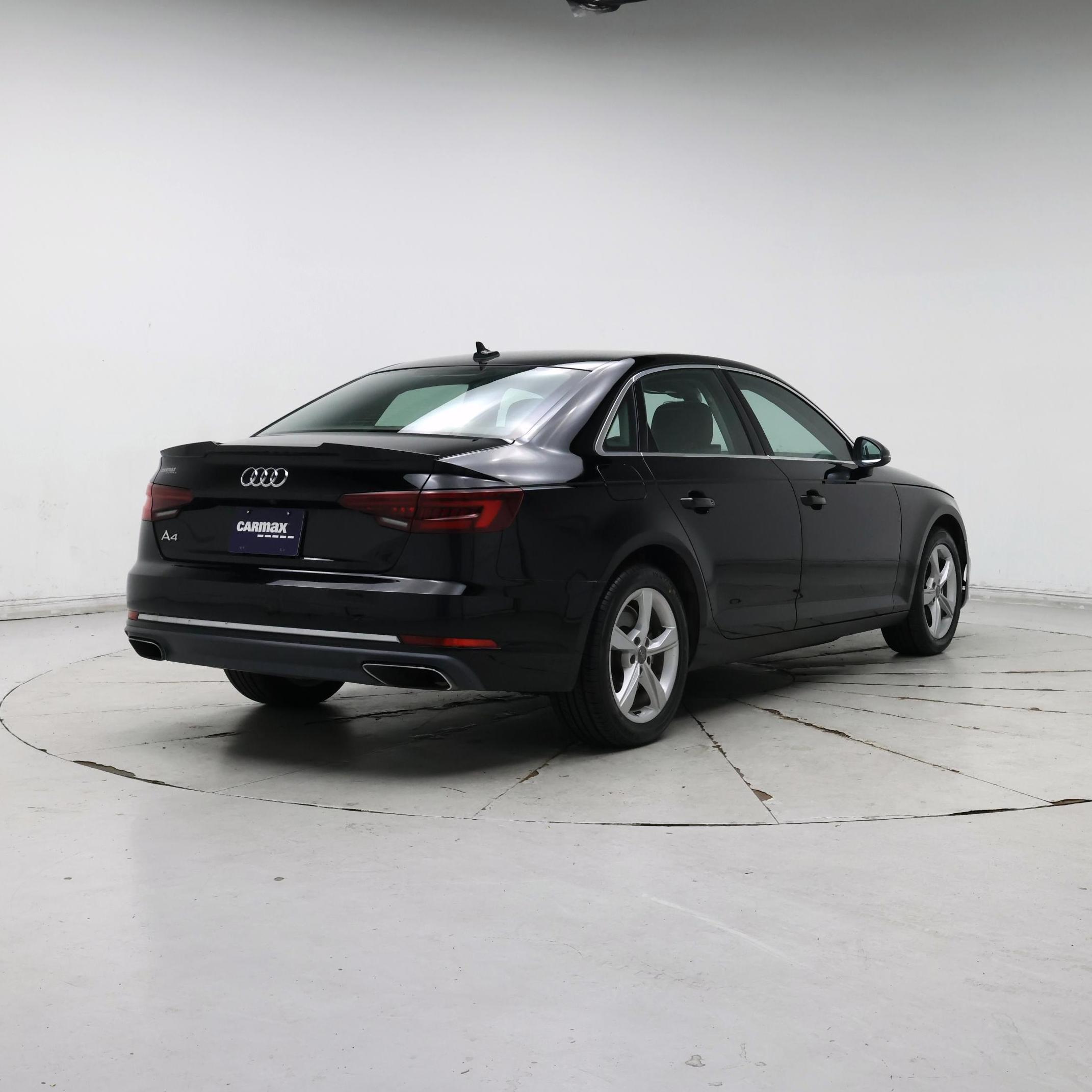 Thumbnail: 2019 Audi A4 - 8