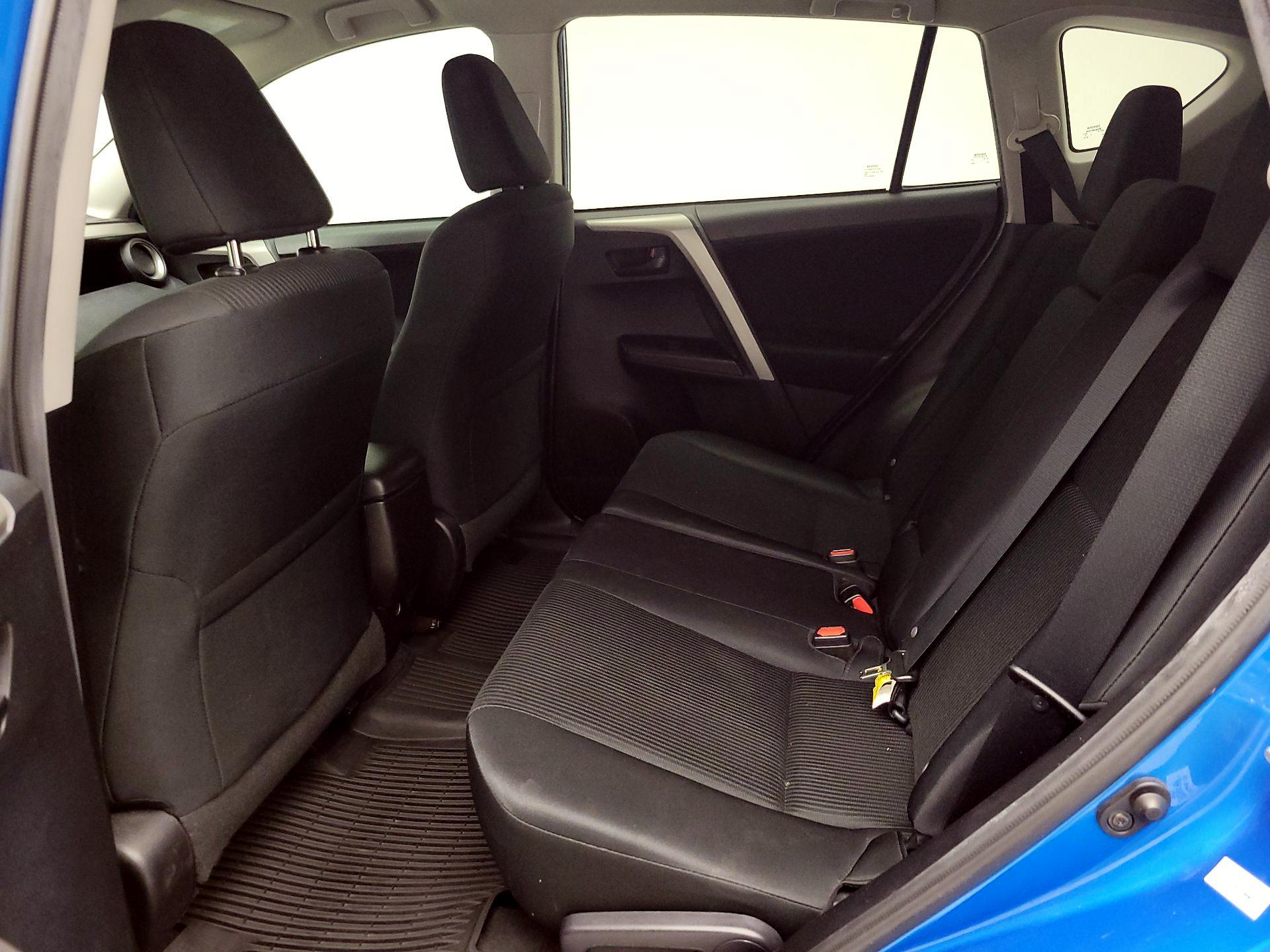 Thumbnail: 2017 Toyota RAV4 - 19