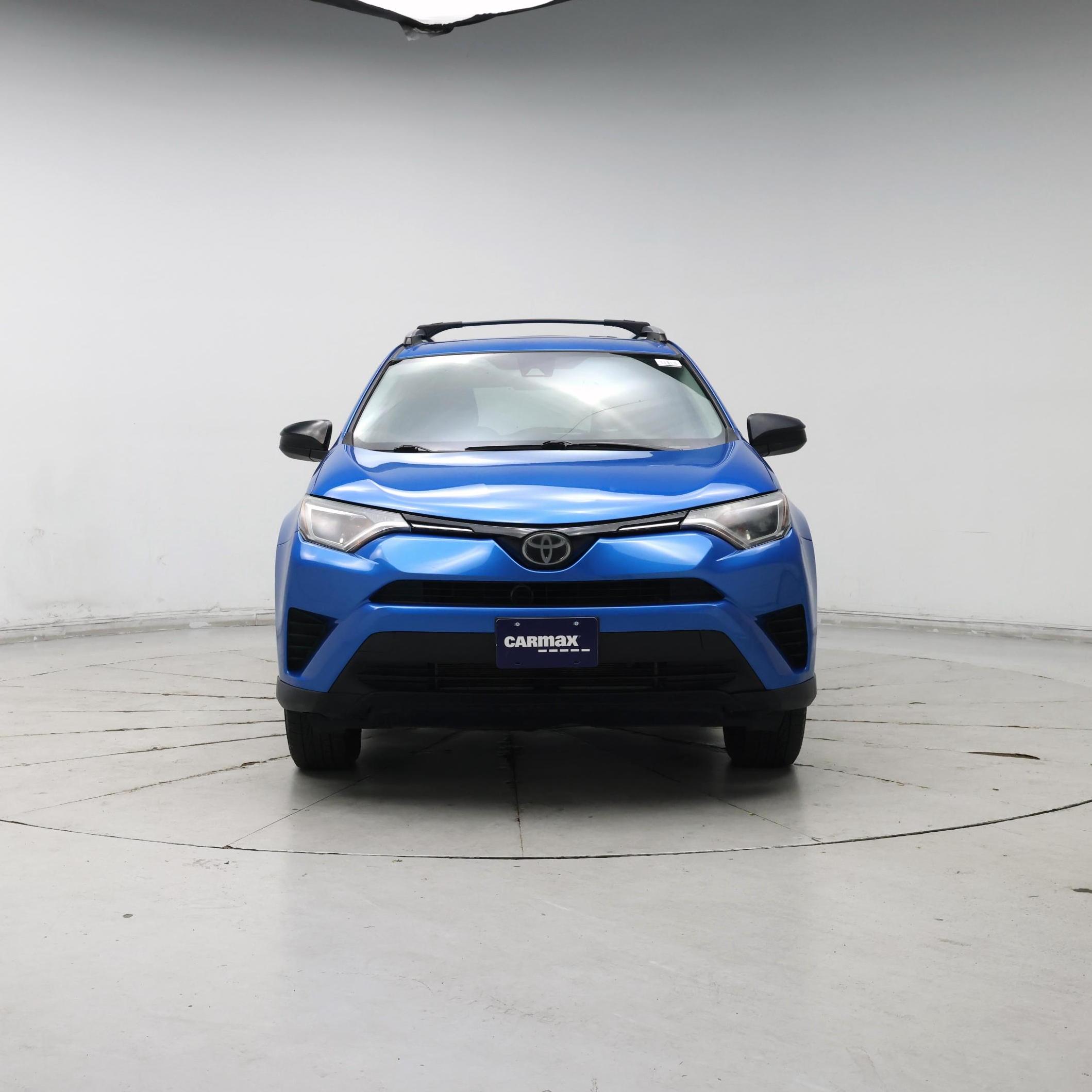 Thumbnail: 2017 Toyota RAV4 - 5