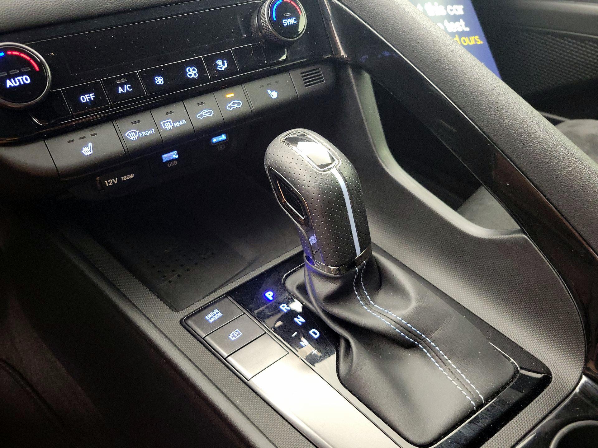 Thumbnail: 2023 Hyundai Elantra - 18